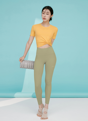 Fresh Feather Twist Crop Short Sleeve Fresh Feather Twist Crop Short Sleeve