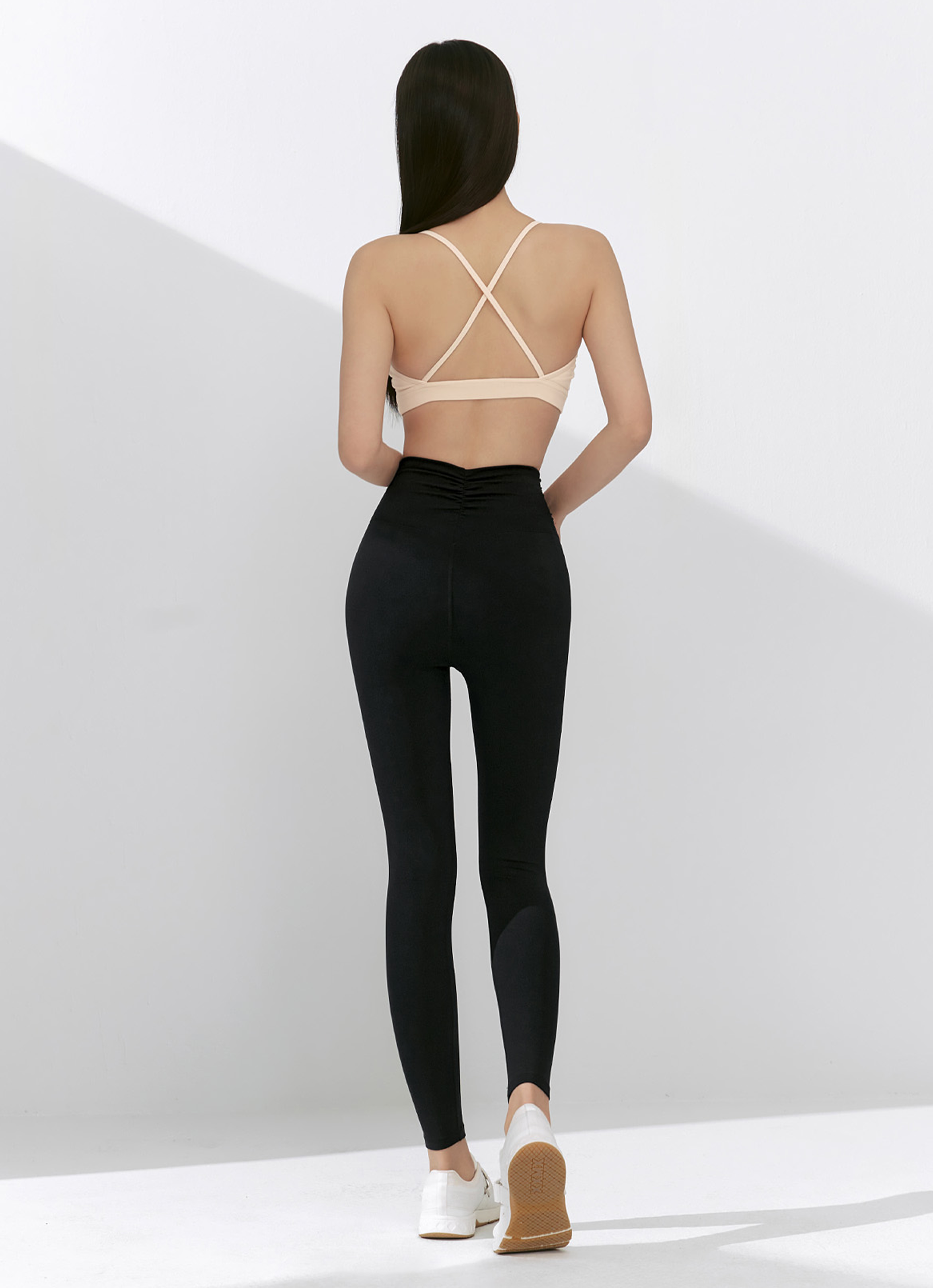 131716_Black 131716_Black