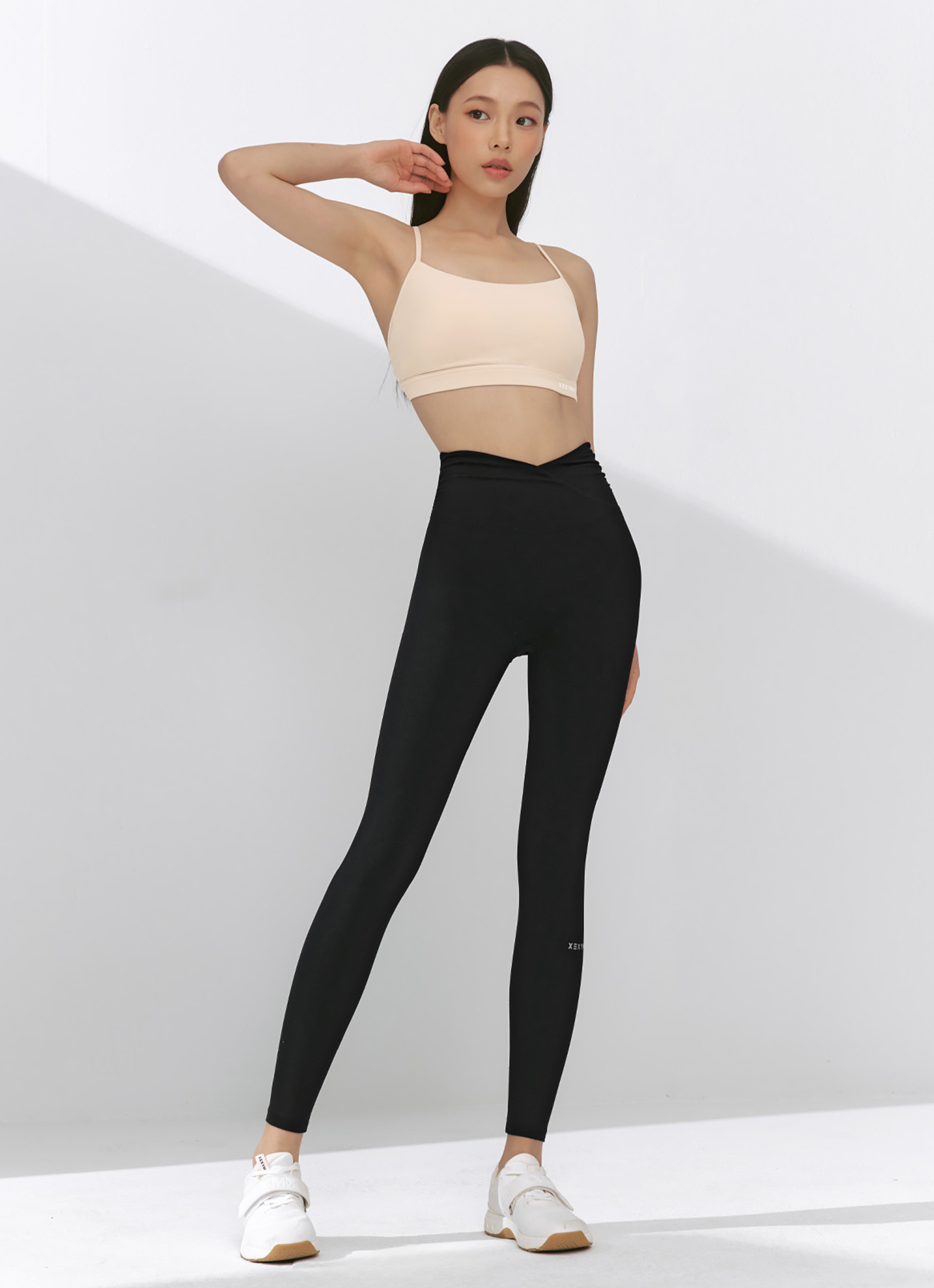 131716_Black 131716_Black