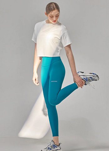 Black Label Signature 360N 8.5" Leggings Black Label Signature 360N 8.5" Leggings