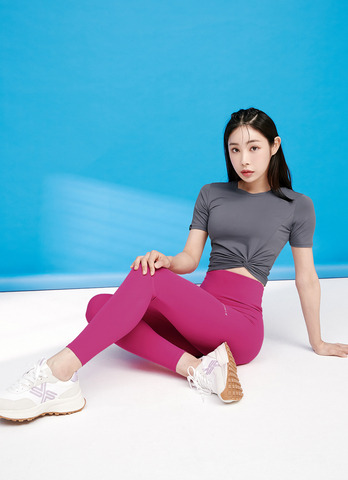 Fresh Feather Twist Crop Short Sleeve Fresh Feather Twist Crop Short Sleeve