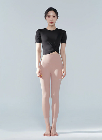 Black Label Signature 360N 8.5" Leggings Black Label Signature 360N 8.5" Leggings