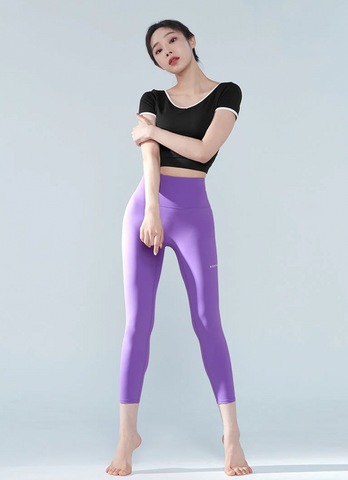 Black Label Signature 360N 8.5" Leggings Black Label Signature 360N 8.5" Leggings