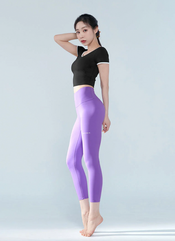 Black Label Signature 360N 8.5" Leggings Black Label Signature 360N 8.5" Leggings