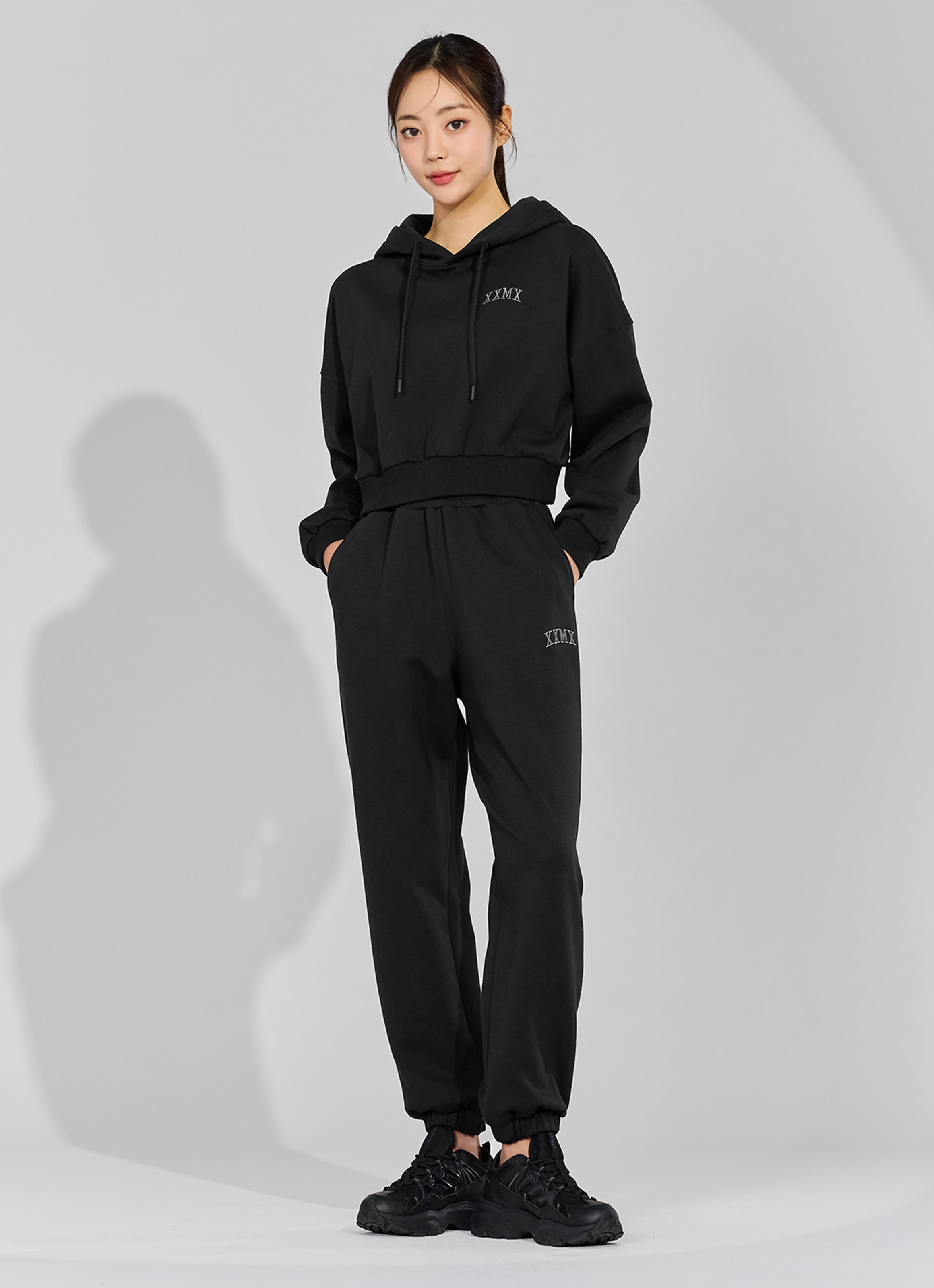Basic jogger sale