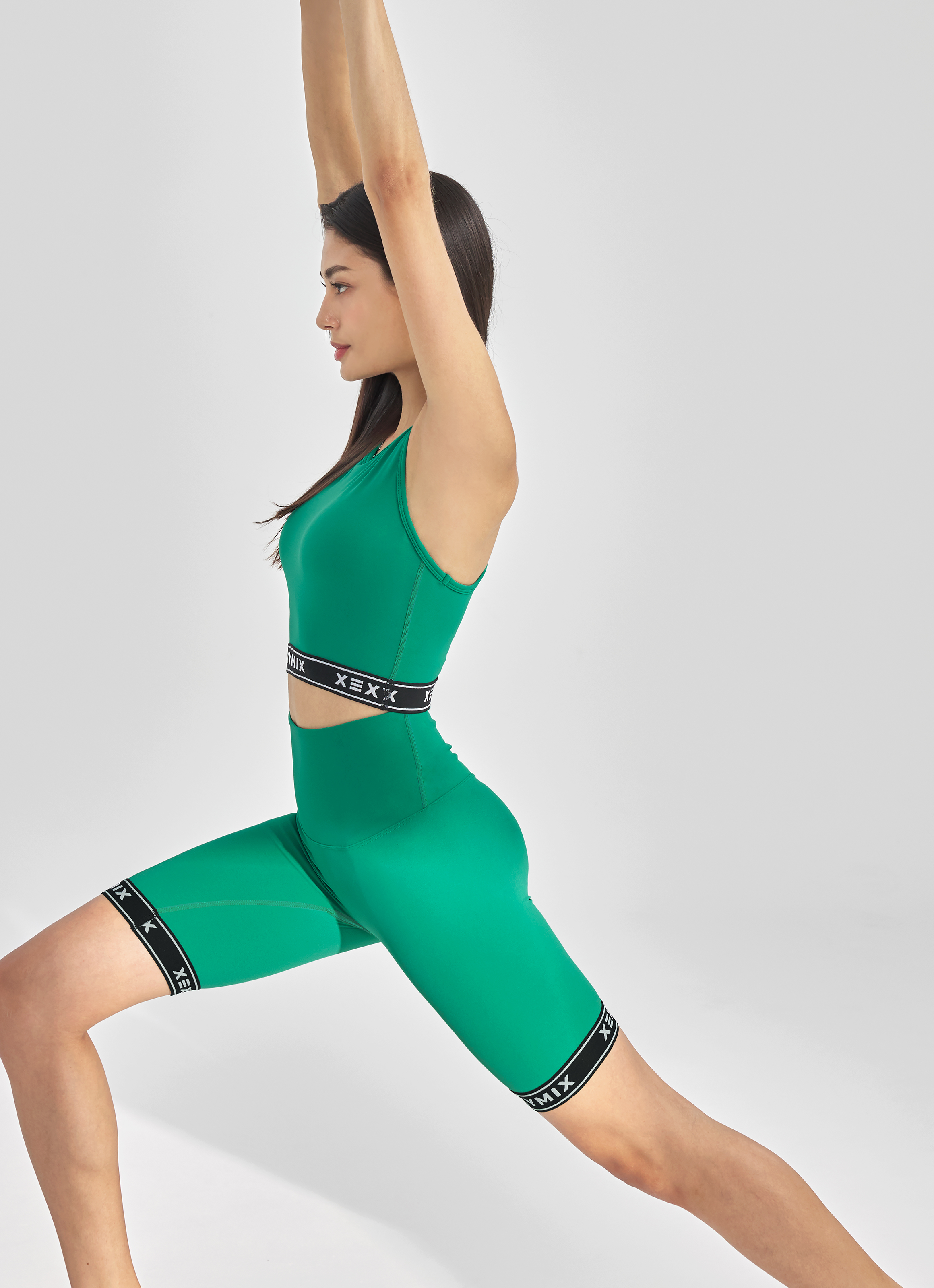 008061_Holy Green 008061_Holy Green