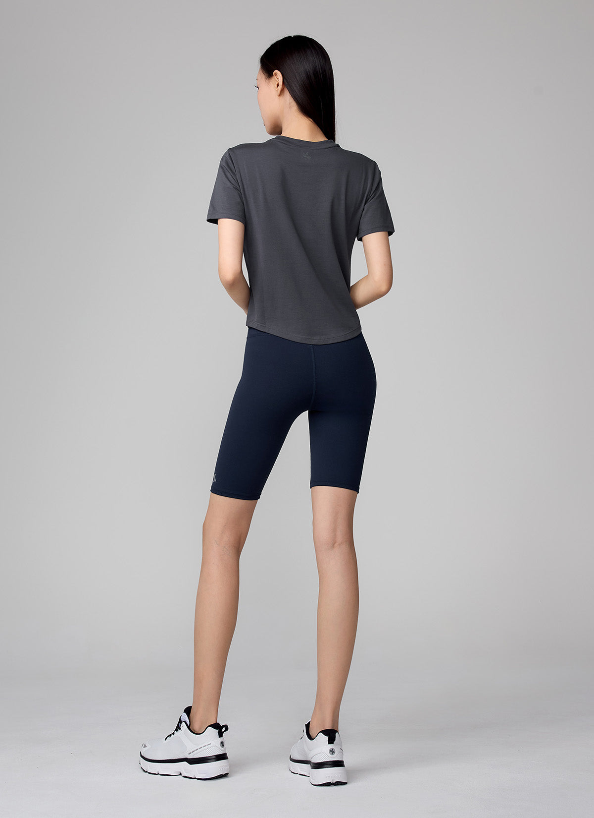 XELLA Intension 5" Biker Shorts