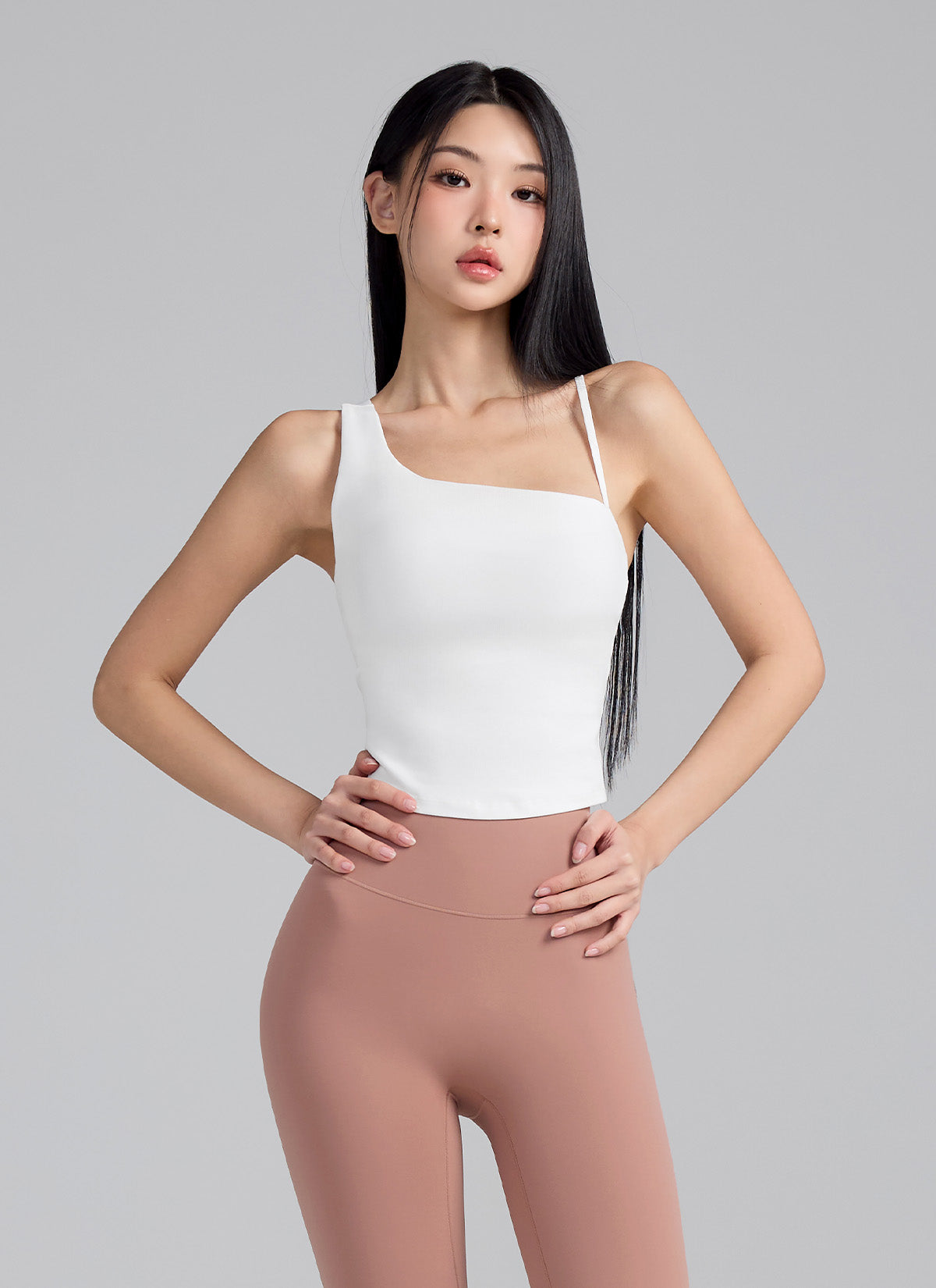 Unbalanced Strap Crop Top