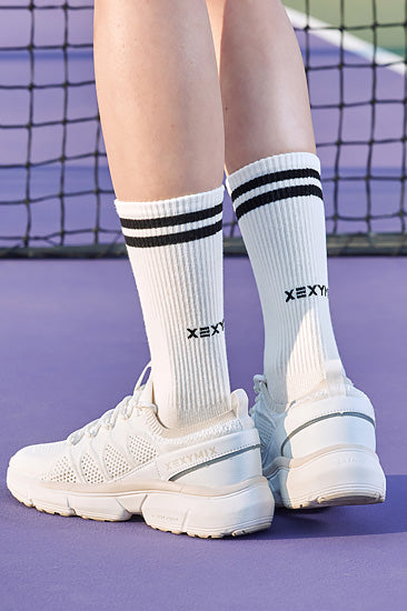 Non Slip Line Crew Socks