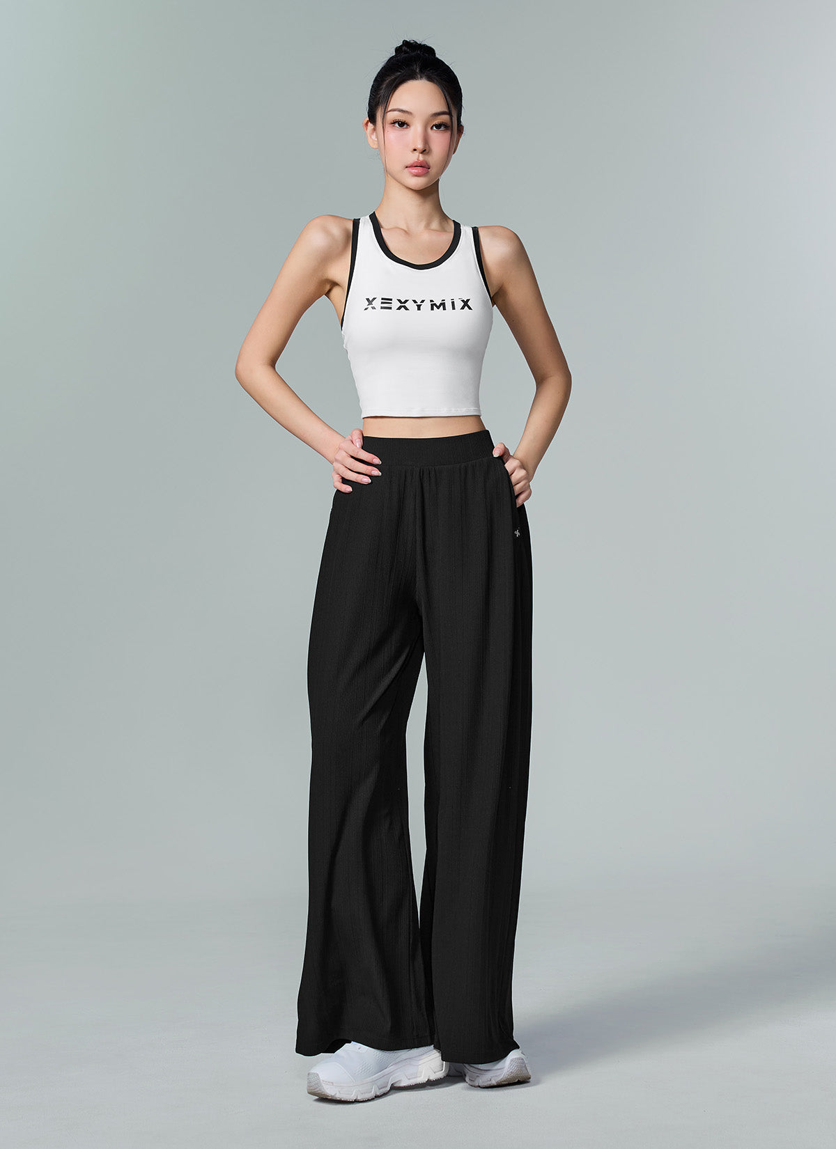 Pleated Balloon Wide Pants