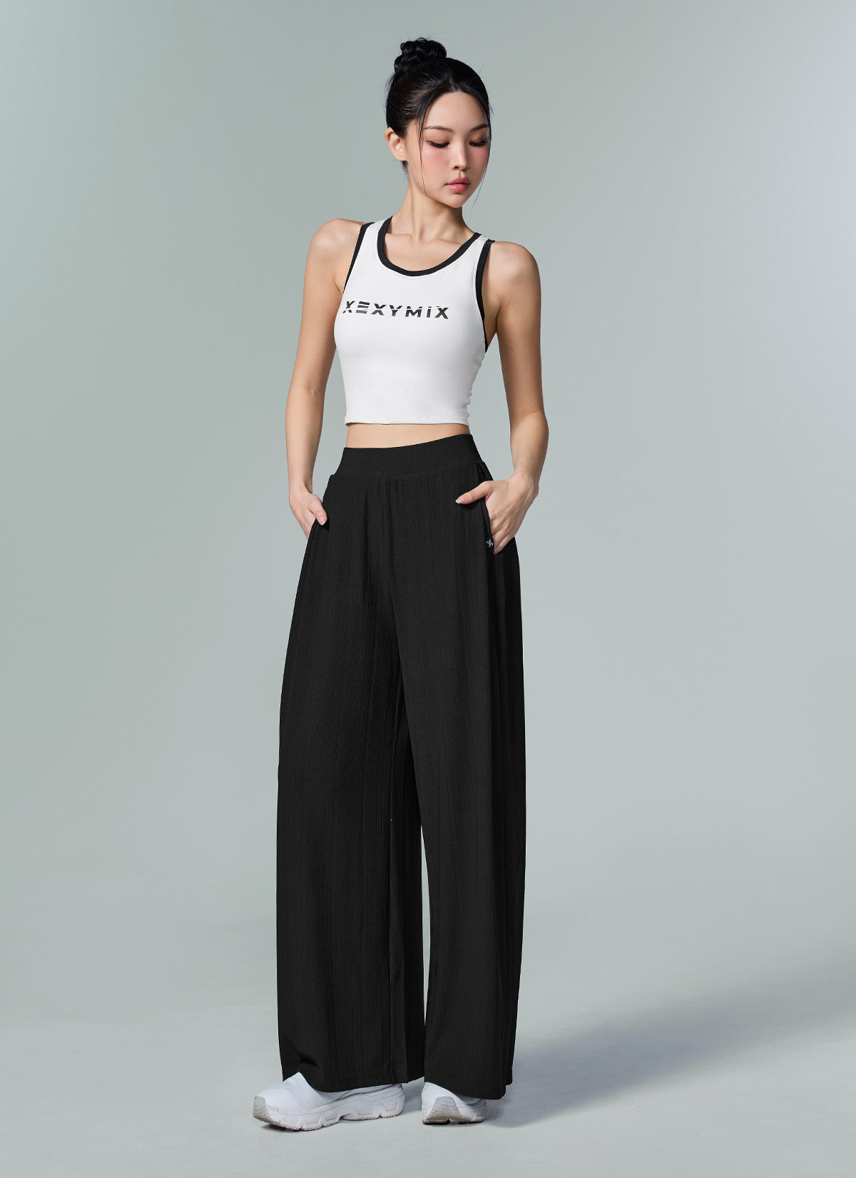 Pleated Balloon Wide Pants