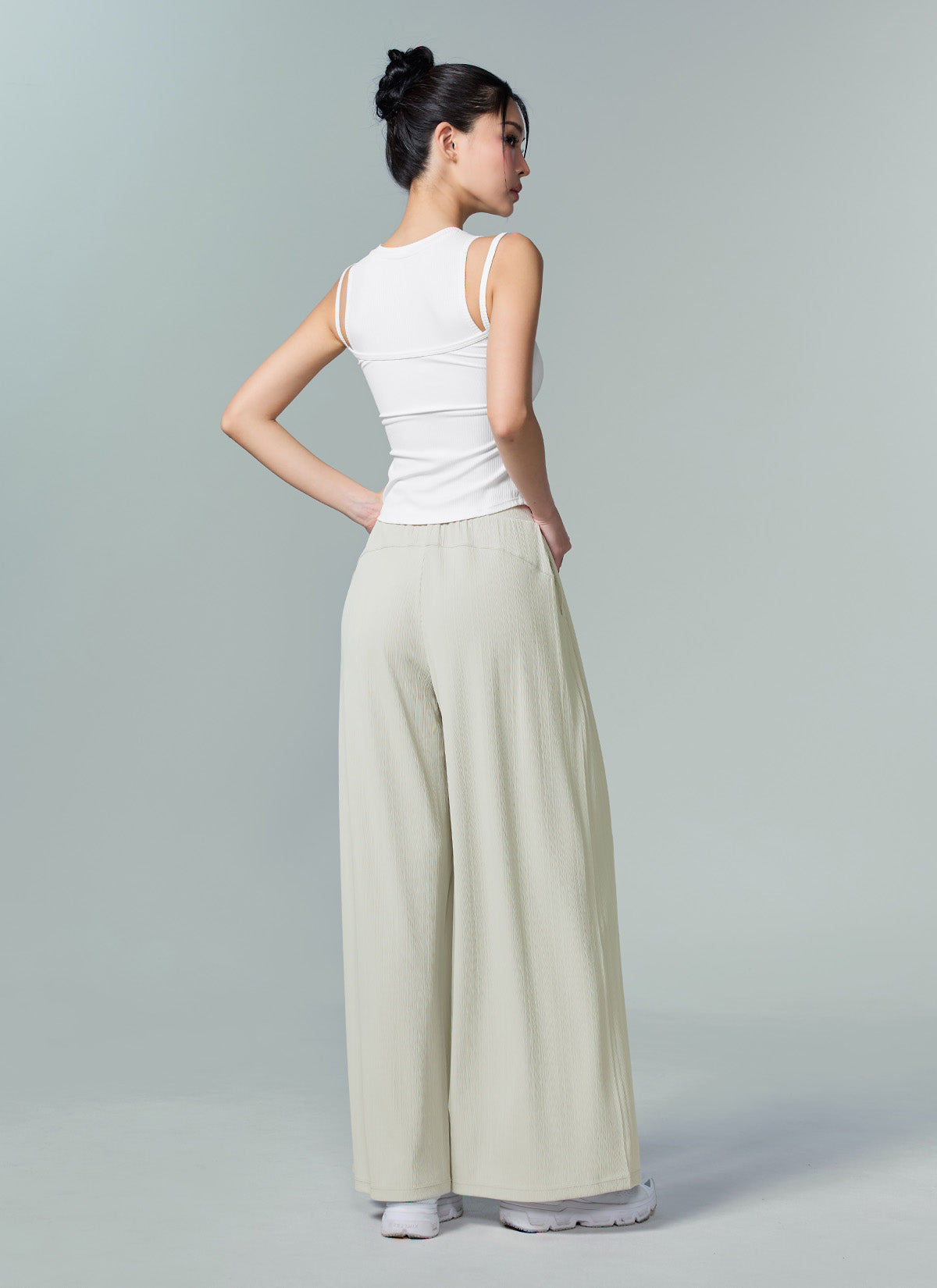 Pleated Balloon Wide Pants