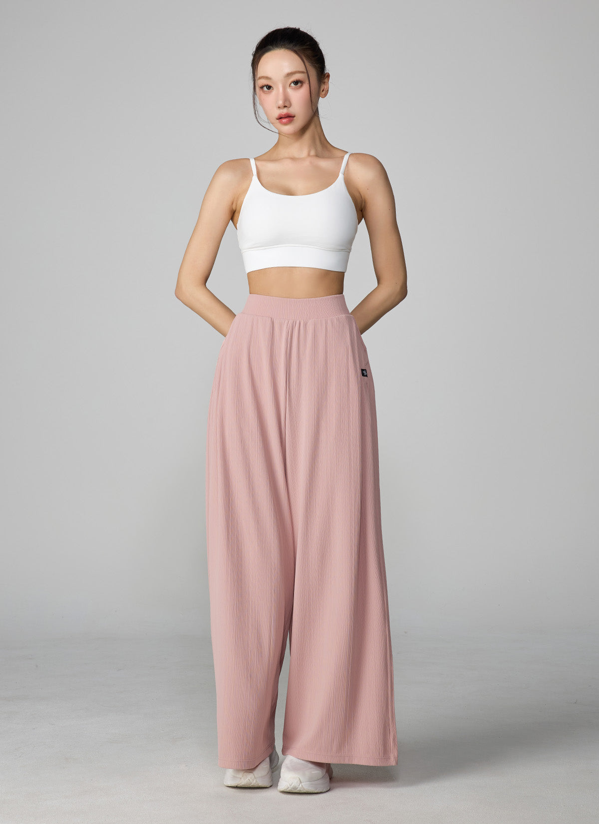 Pleated Balloon Wide Pants
