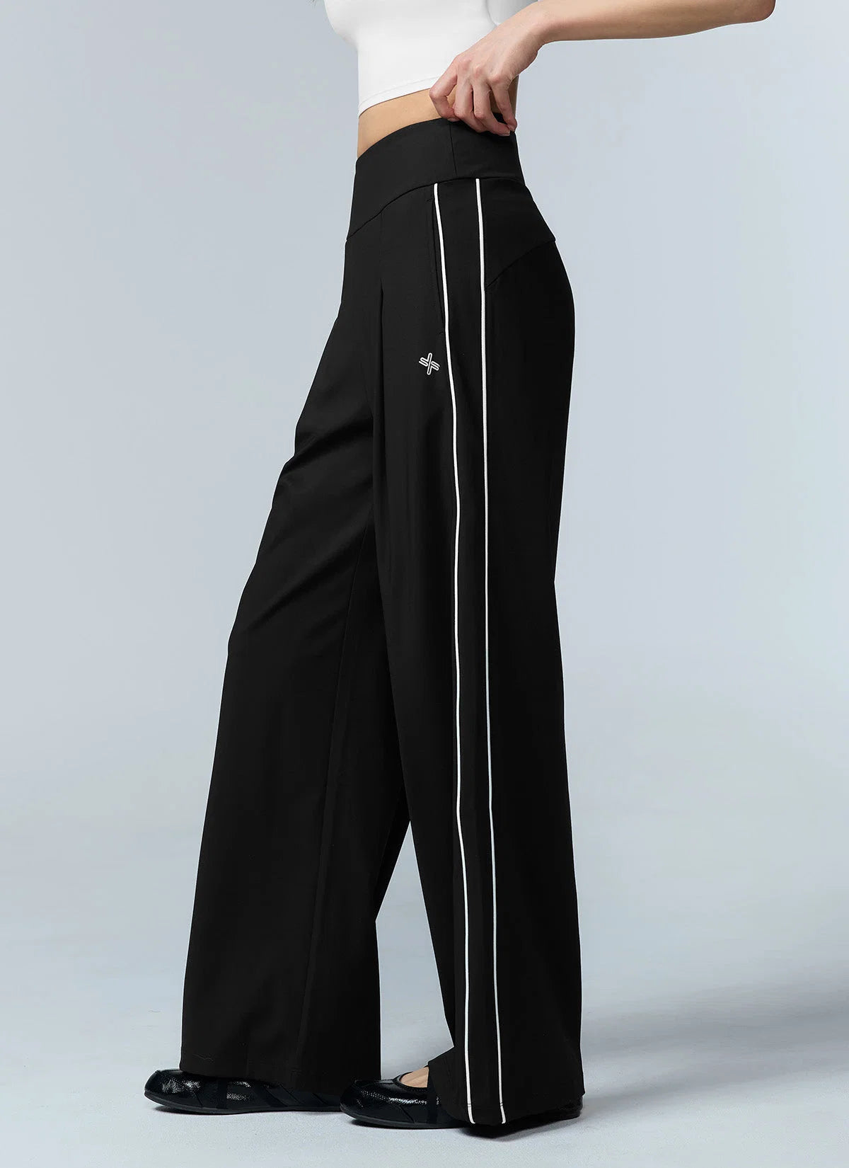 Cooling Comfort Piping Pintuck Wide Pants