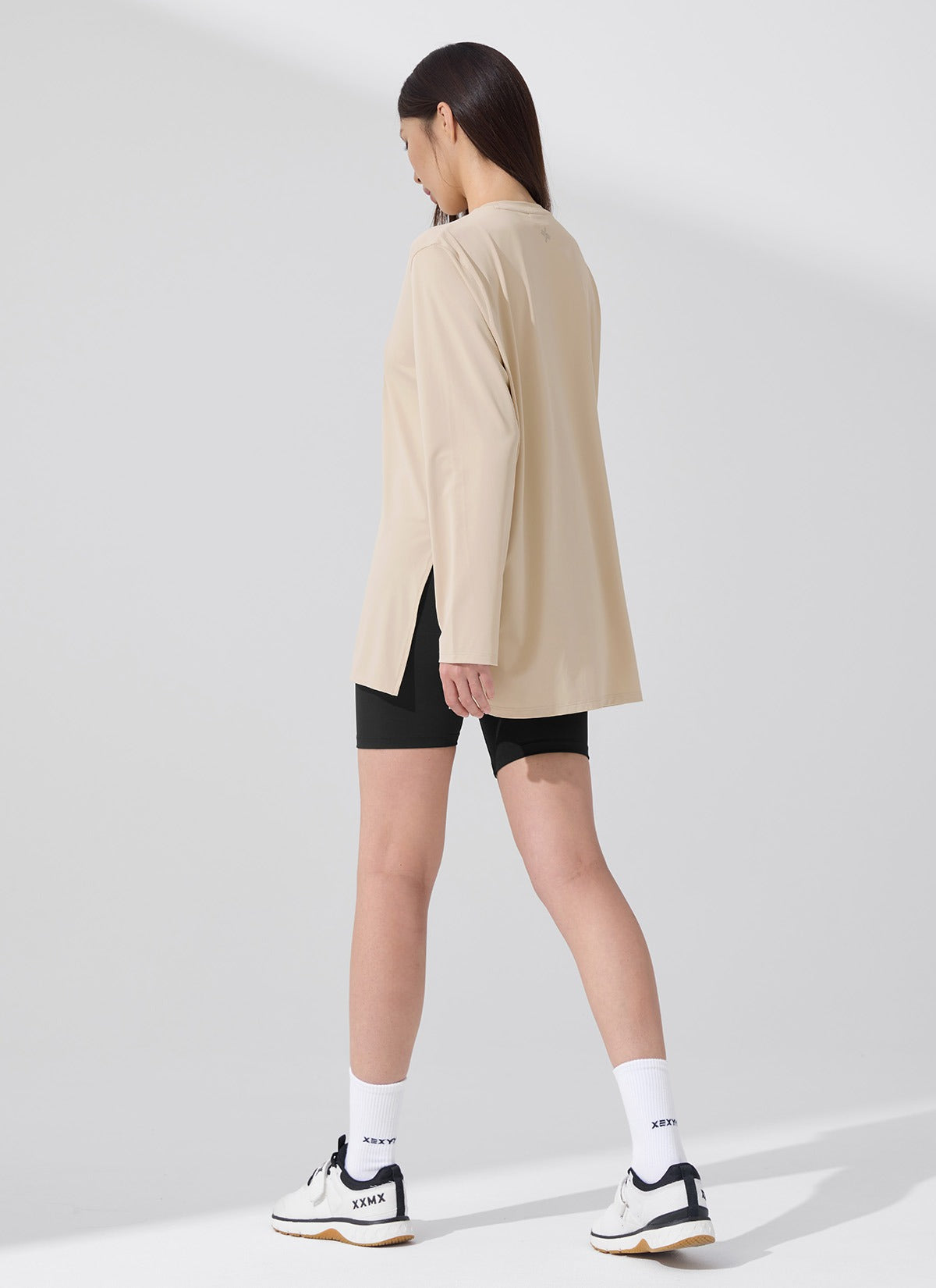 Ice Feather Light Loose Fit Long Sleeve