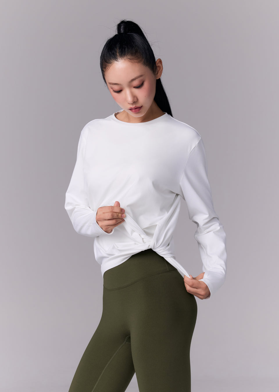 Peach-like One-Slit Loose Fit Long Sleeve