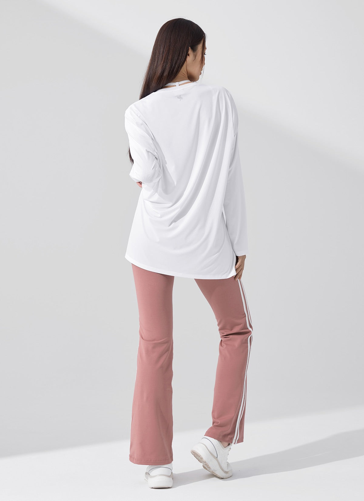 Ice Feather Light Loose Fit Long Sleeve