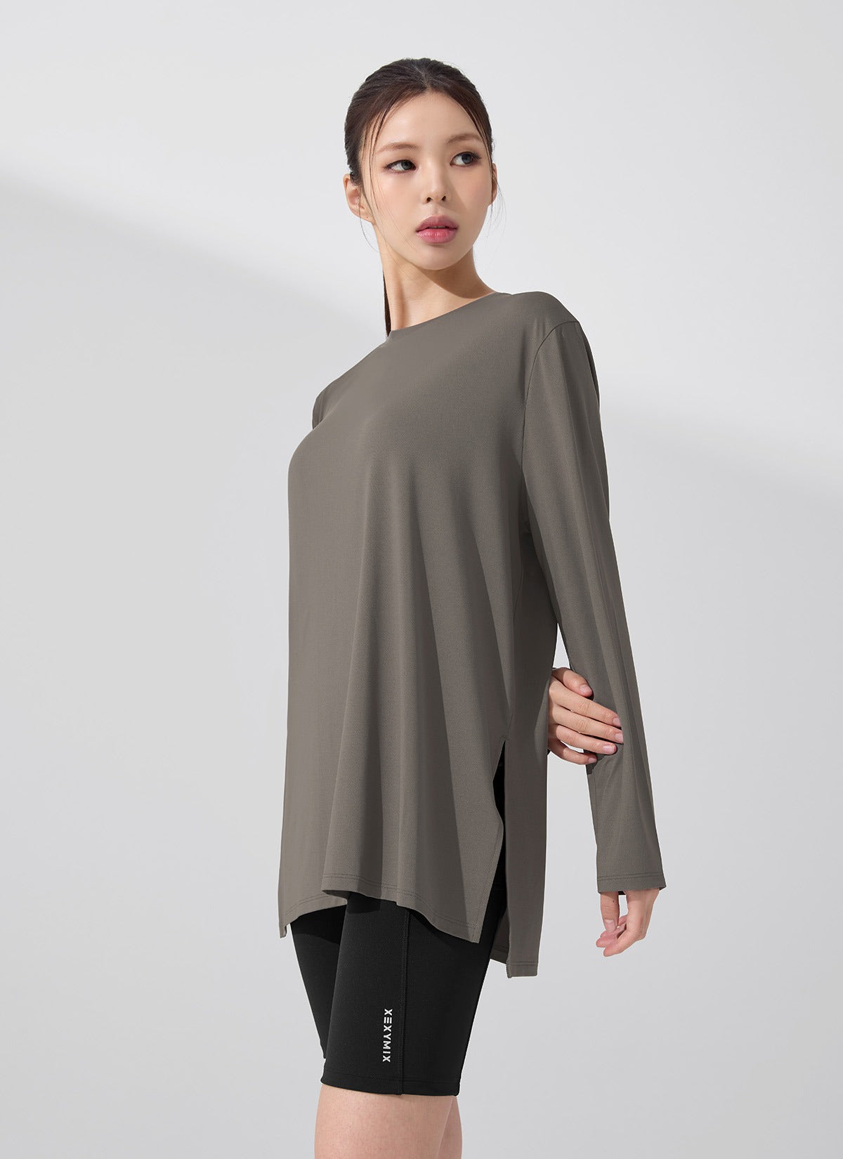 Ice Feather Light Loose Fit Long Sleeve