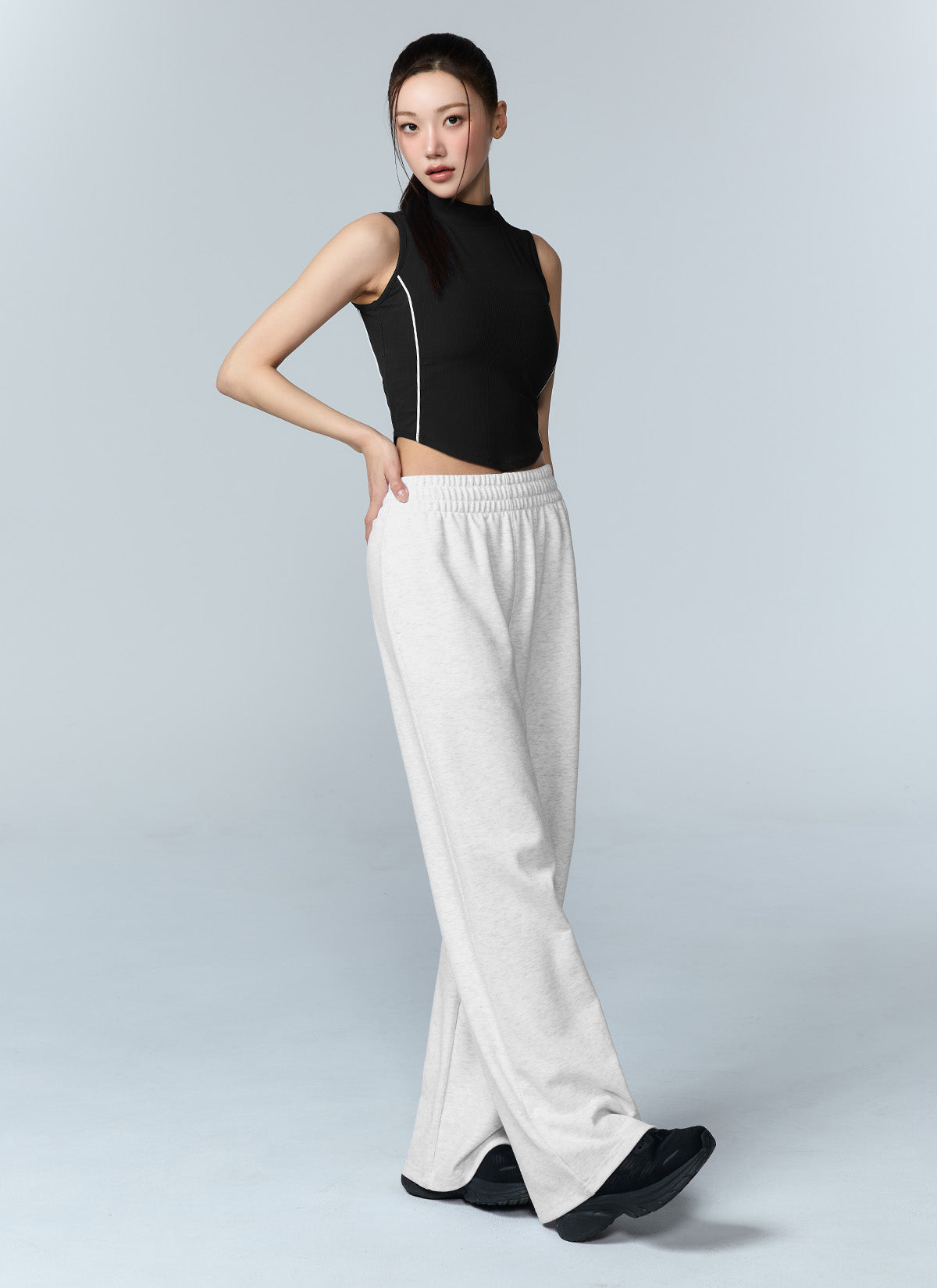 Soft Ribbed Piping Mock Neck Sleeveless