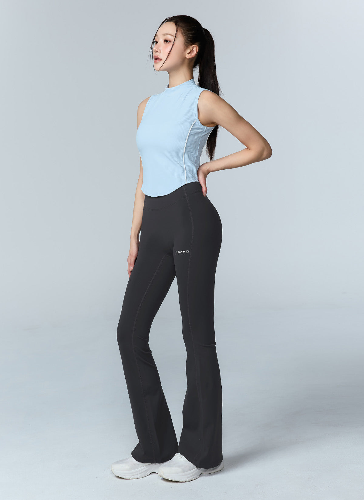 Soft Ribbed Piping Mock Neck Sleeveless