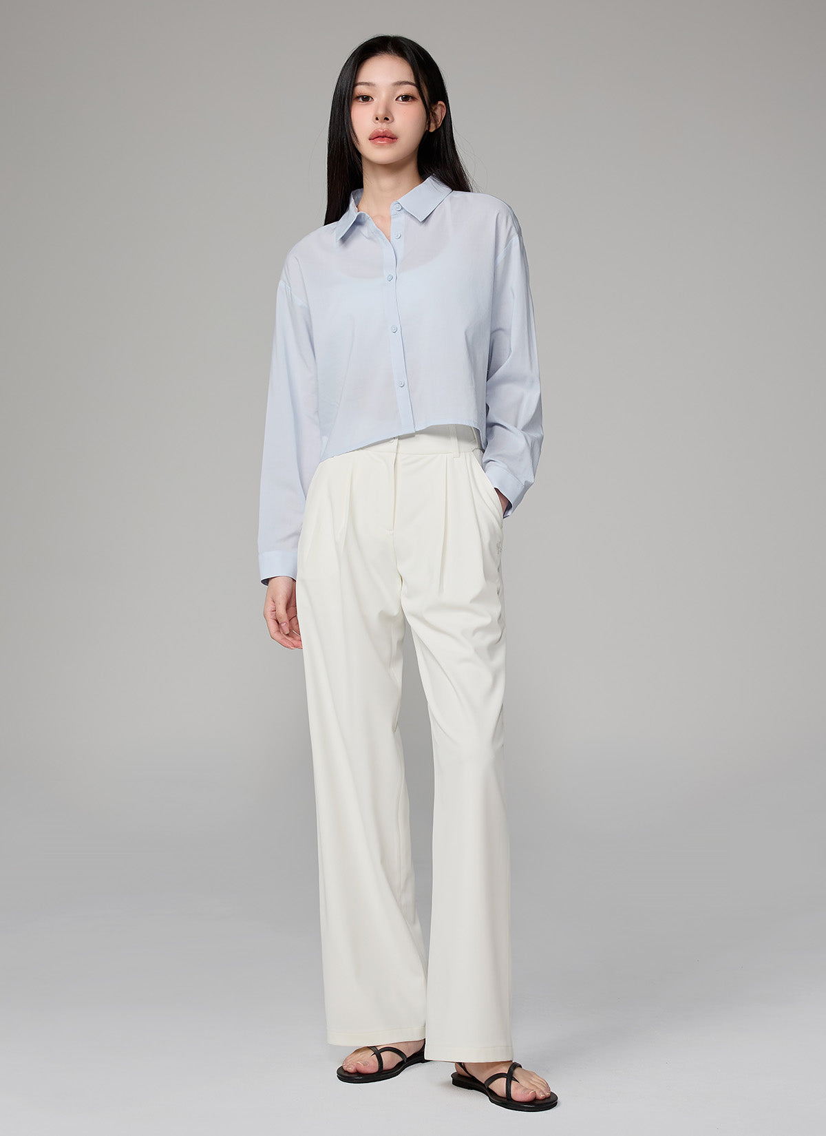 Lightweight Back-Button Crop Shirt