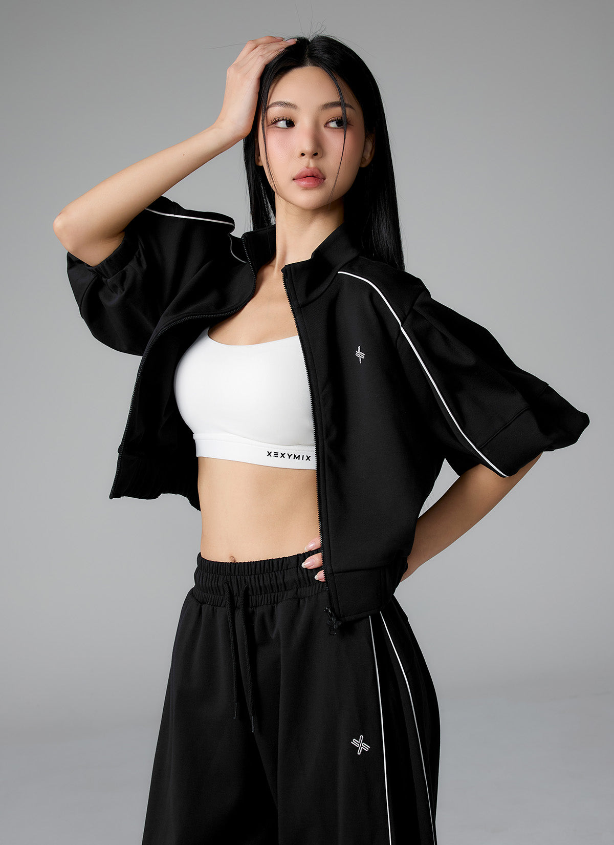 Piping High Neck Zip-up Jacket