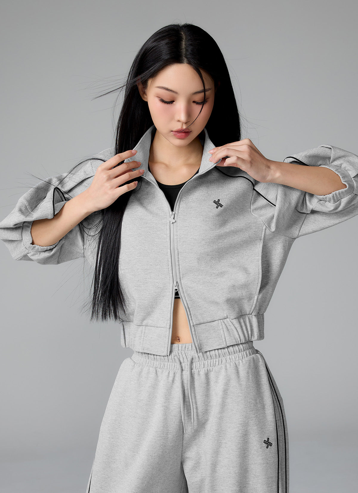 Piping High Neck Zip-up Jacket