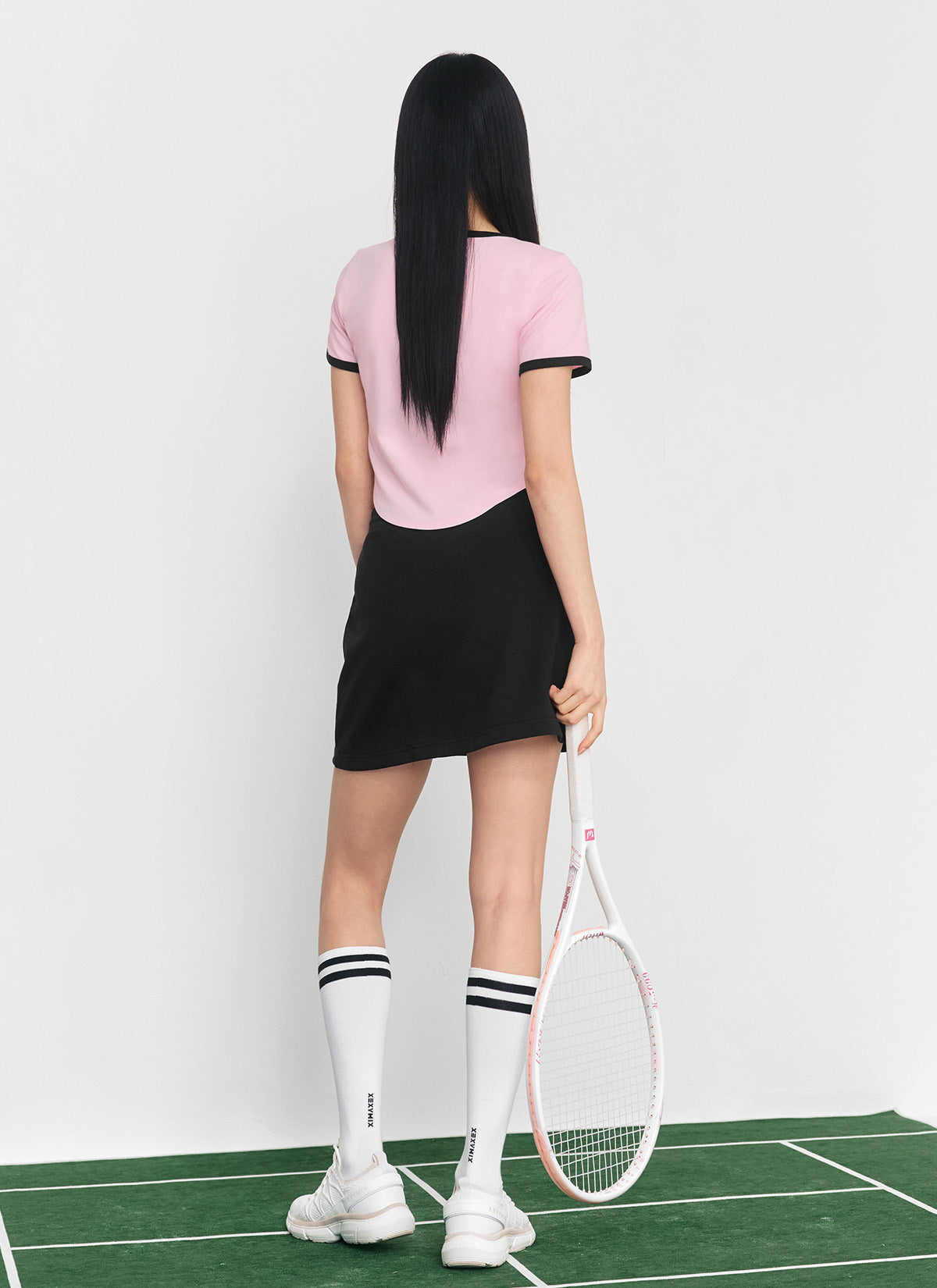 Soft Line Color Block Crop Top