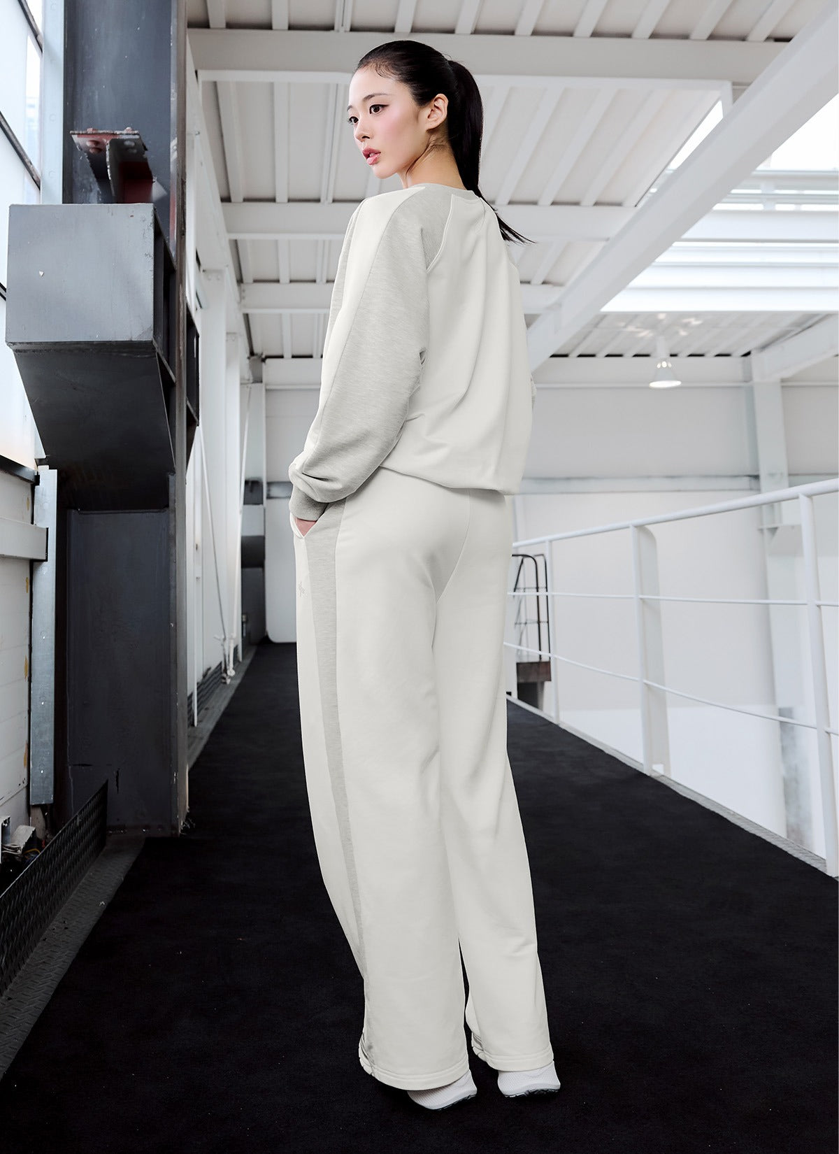 Sporty Track Wide Pants
