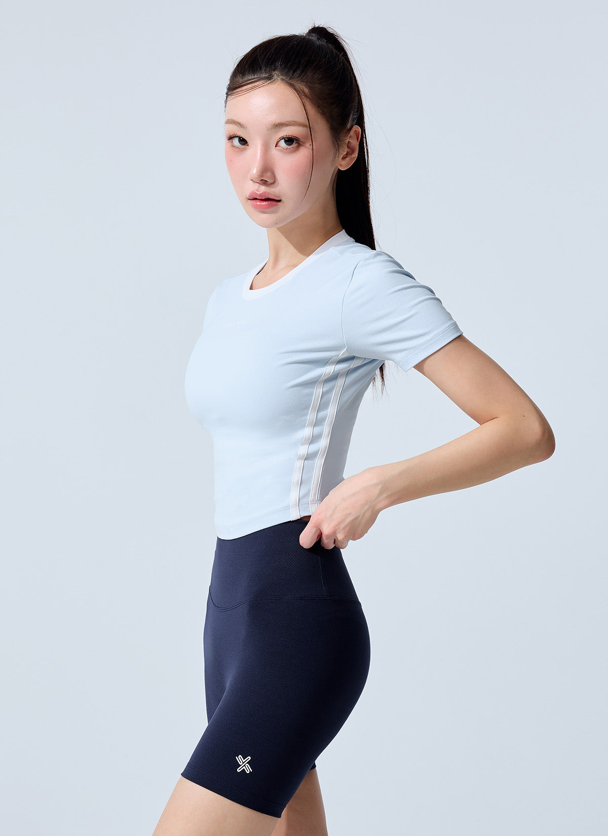 Sporty Trackline Crop Short Sleeve