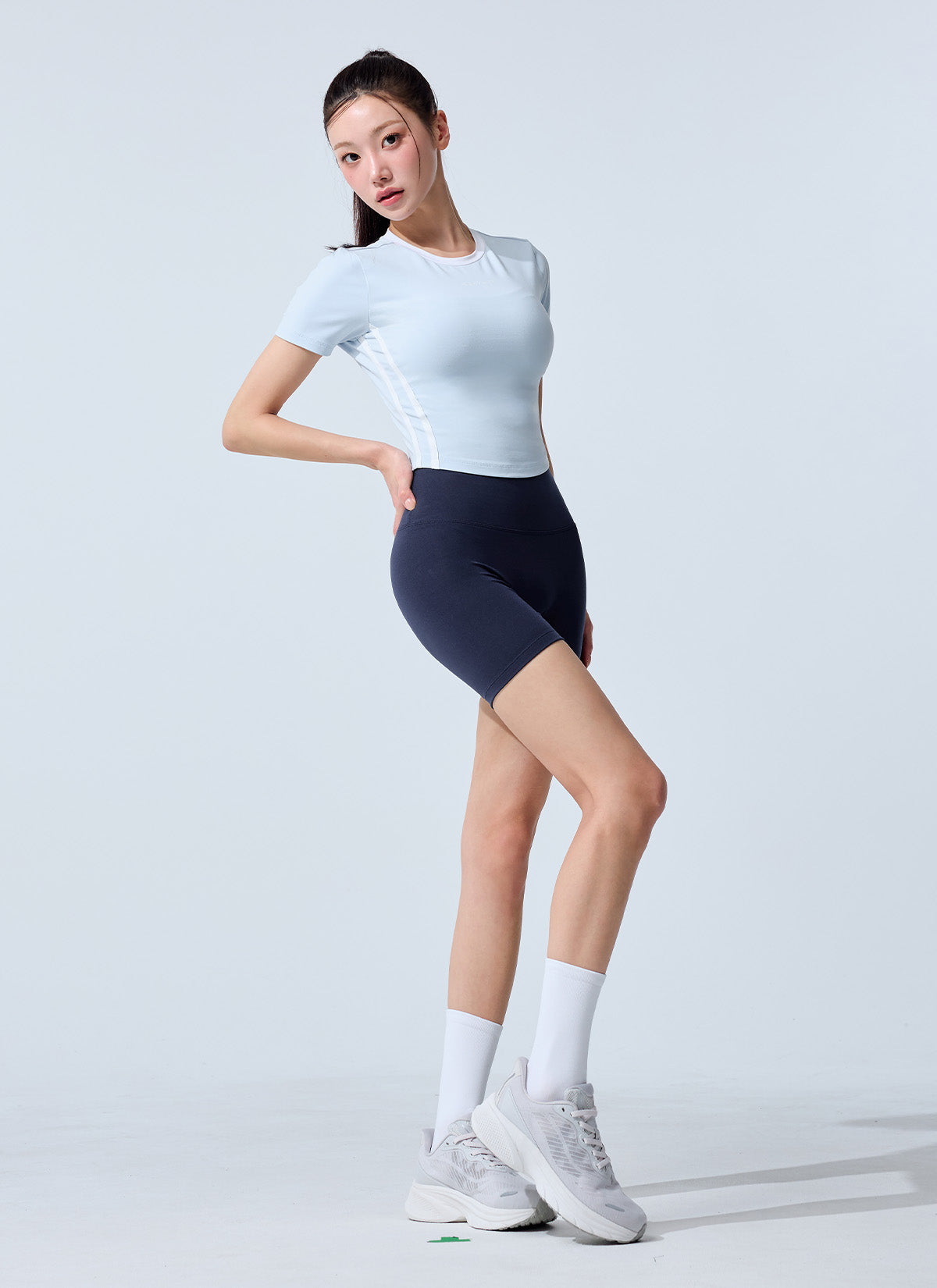 Sporty Trackline Crop Short Sleeve