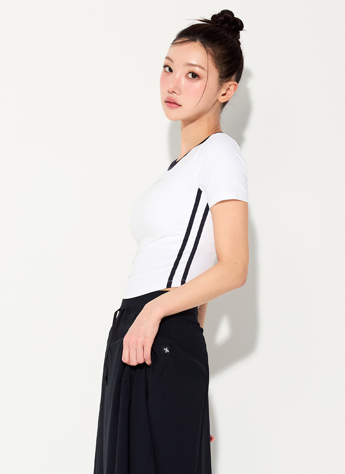 Sporty Trackline Crop Short Sleeve