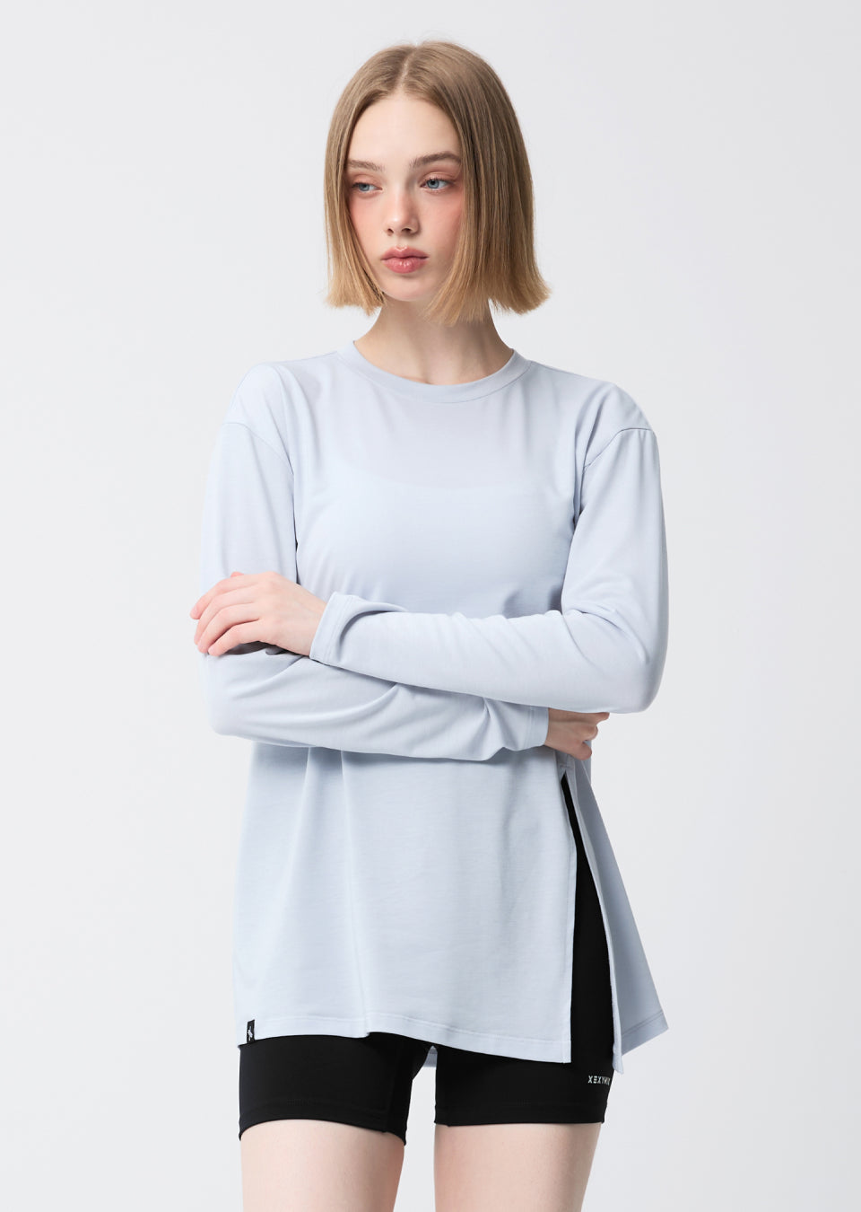 Loose One-Slit Long Sleeve