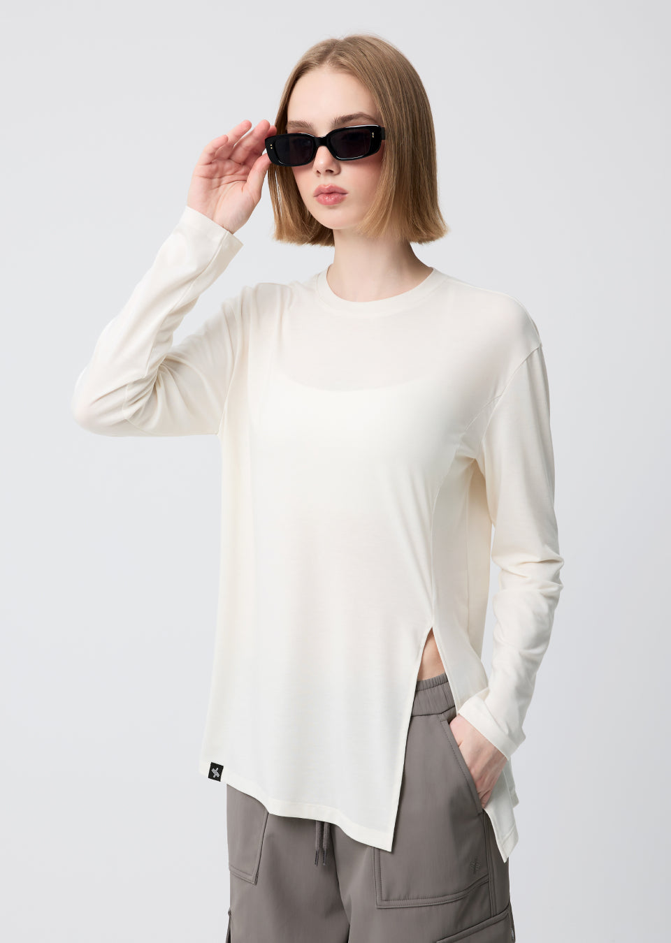 Loose One-Slit Long Sleeve