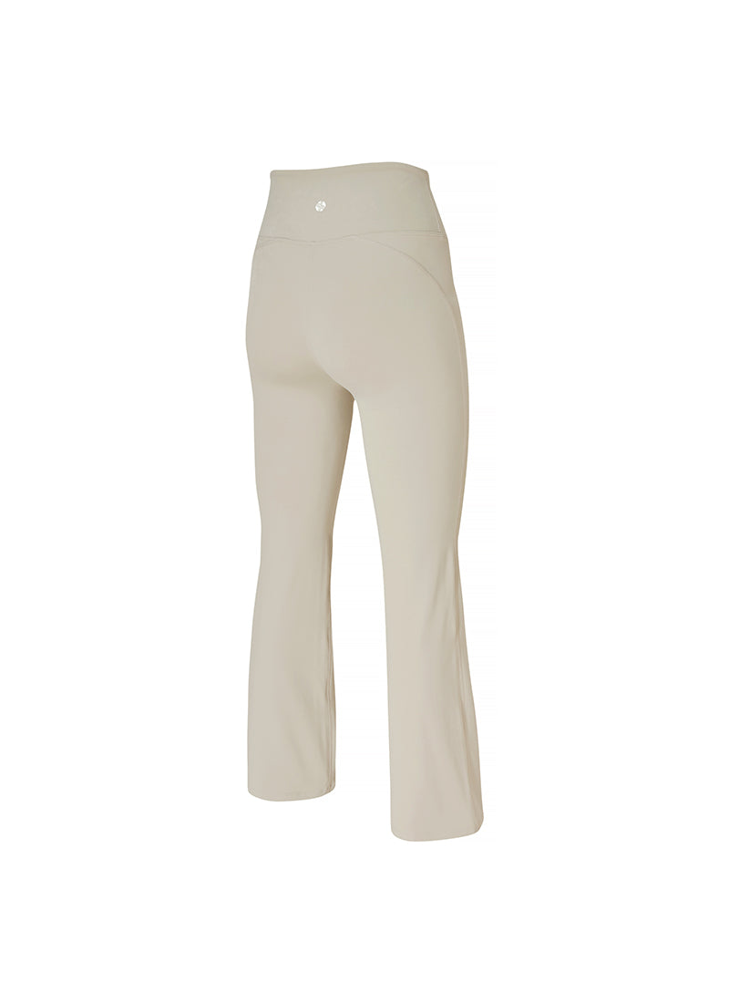Black Label Signature Power Rise Bootscut Pants (Short)