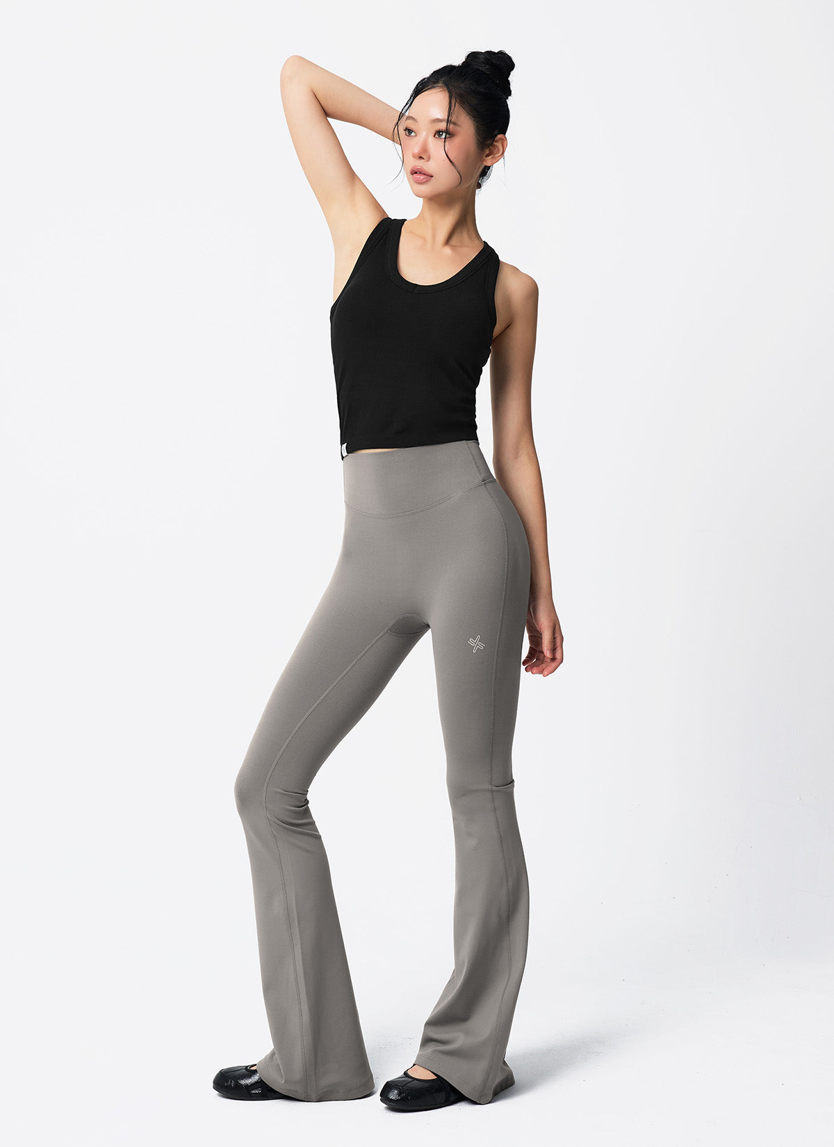 [Go Youn-Jung's Outfit] V-Up 3D Plus Bootcut Leggings