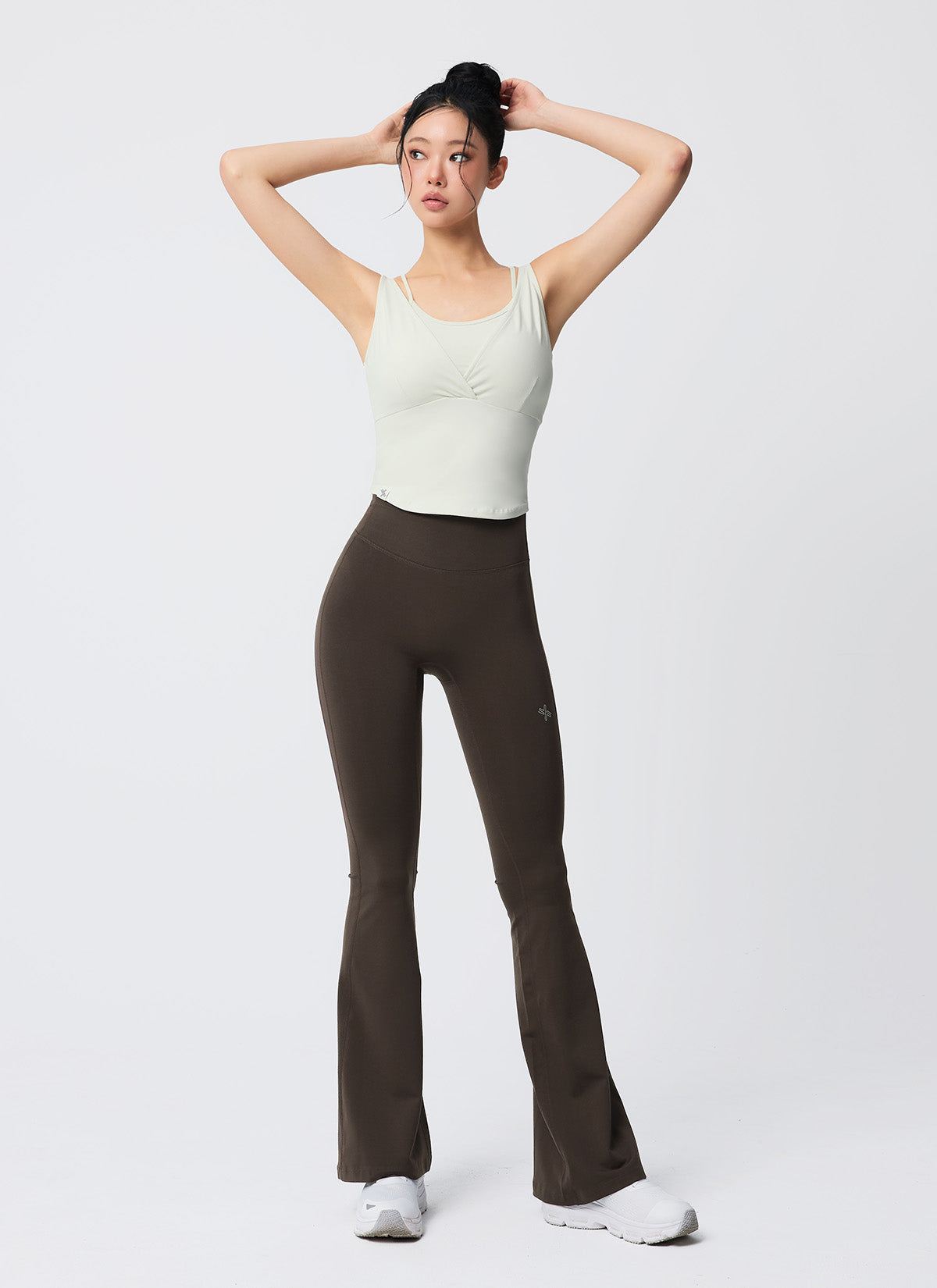 [Go Youn-Jung's Outfit] V-Up 3D Plus Bootcut Leggings