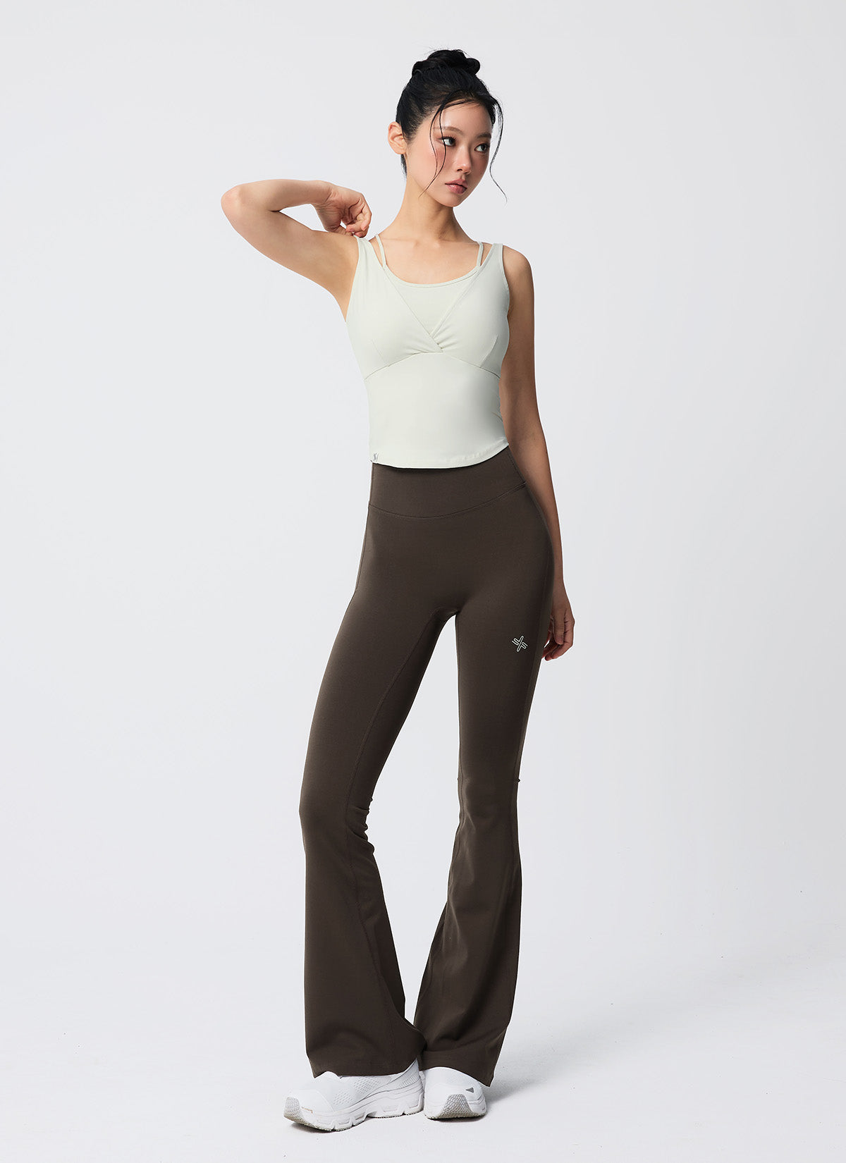 [Go Youn-Jung's Outfit] V-Up 3D Plus Bootcut Leggings