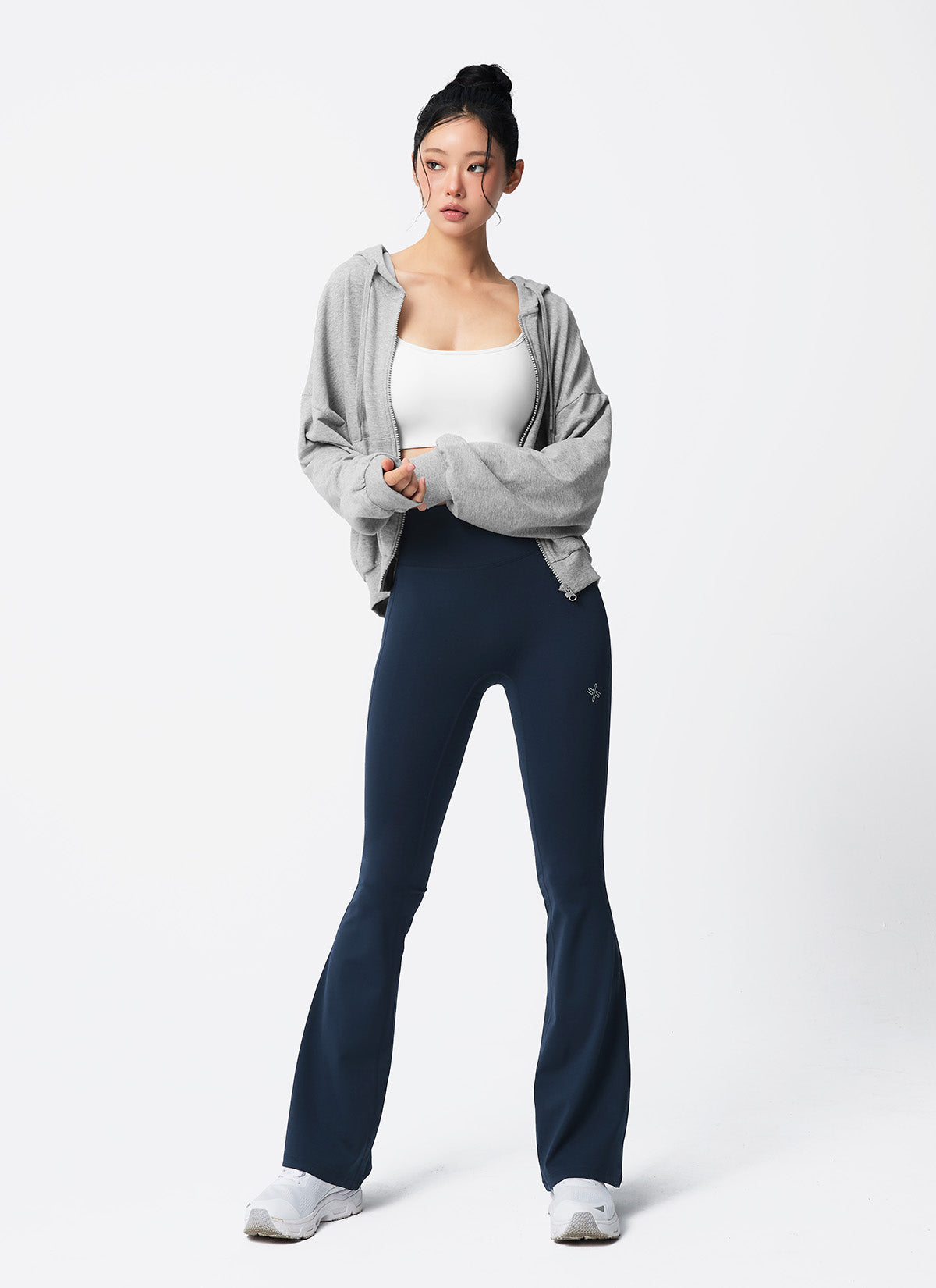 [Go Youn-Jung's Outfit] V-Up 3D Plus Bootcut Leggings