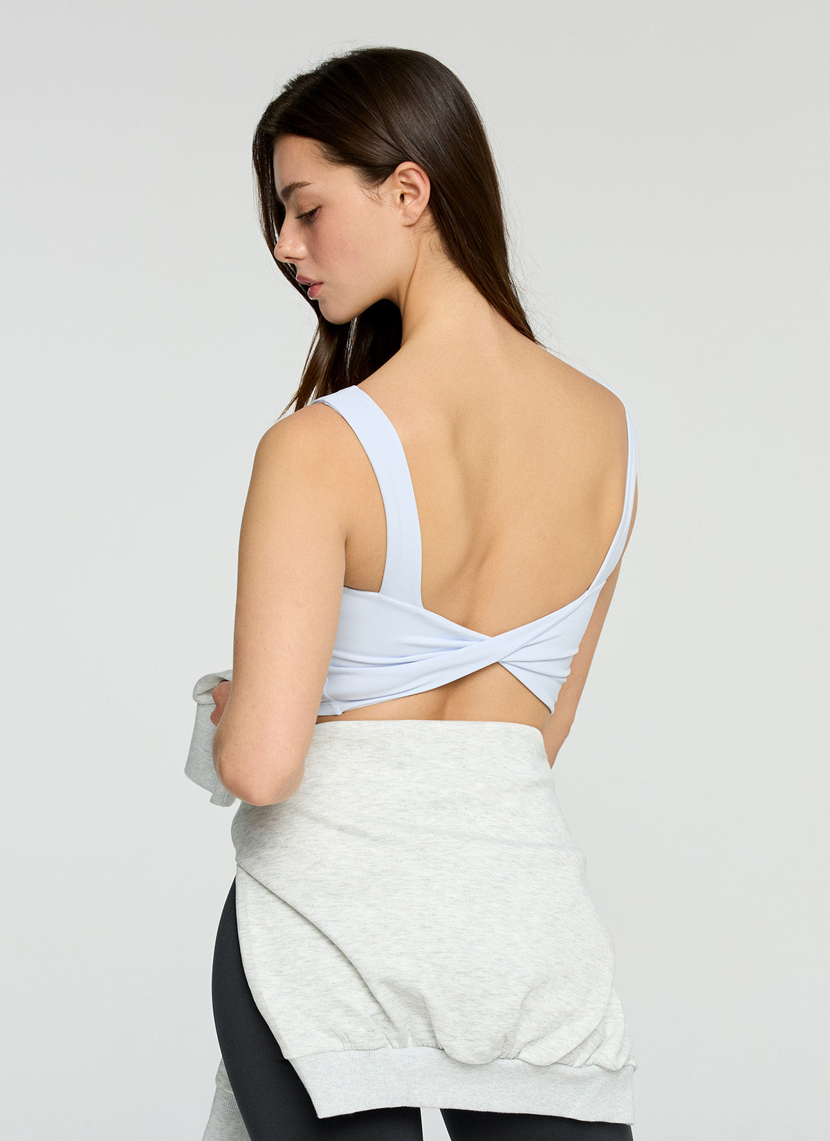 Black Label Signature Power Rise Back Twist Crop Top