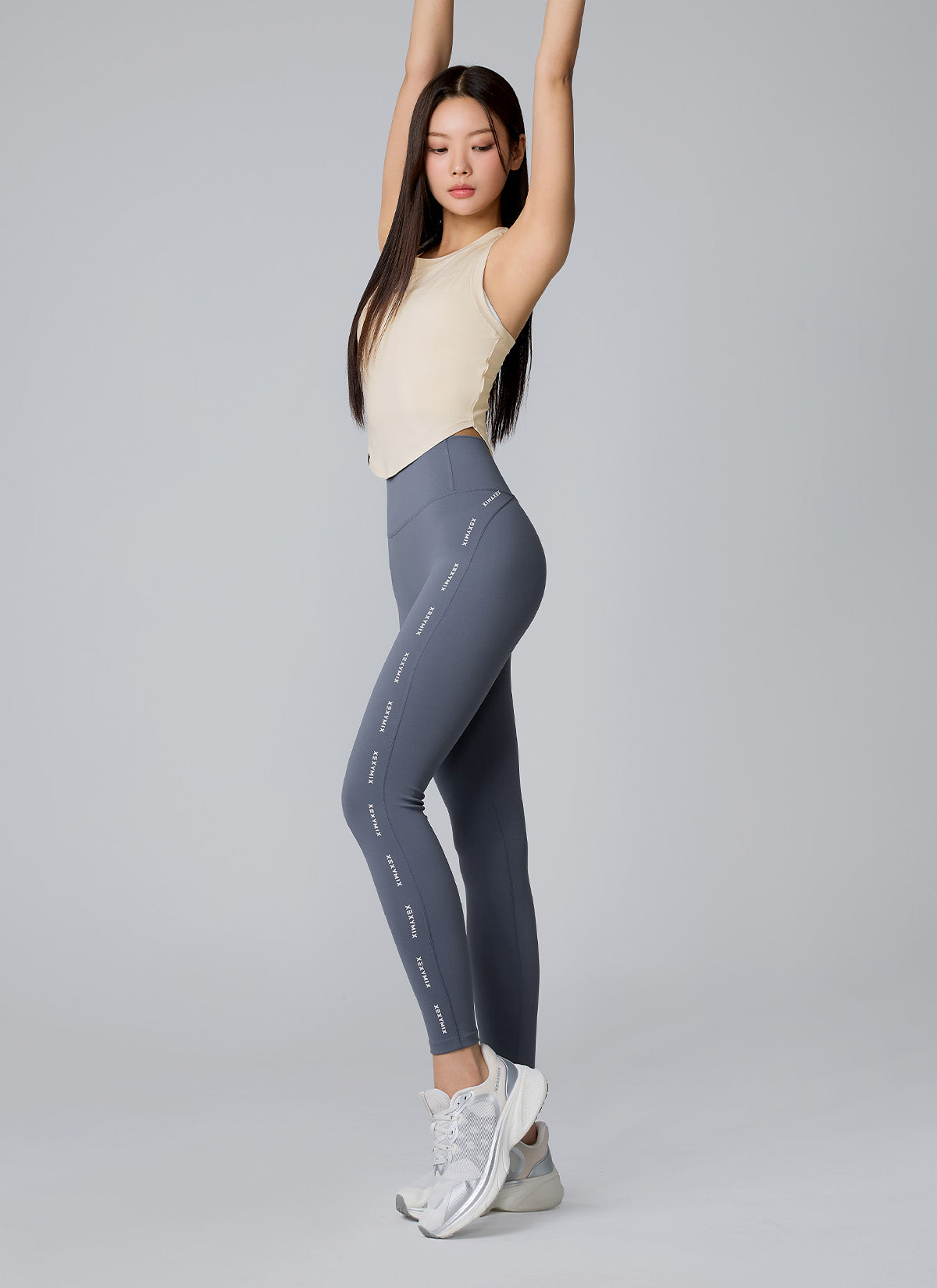 Black Label Signature 360N Logo Line Leggings