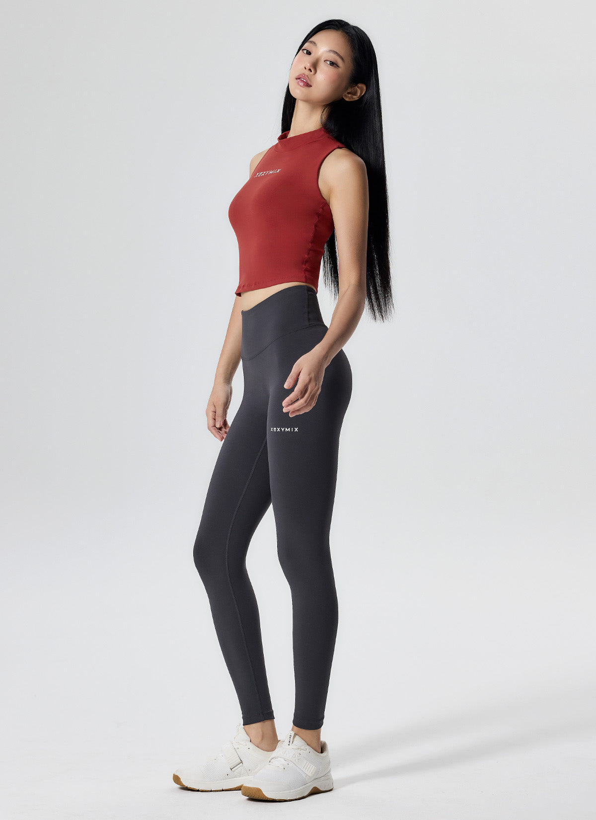 Mock Neck Logo Point Crop Top