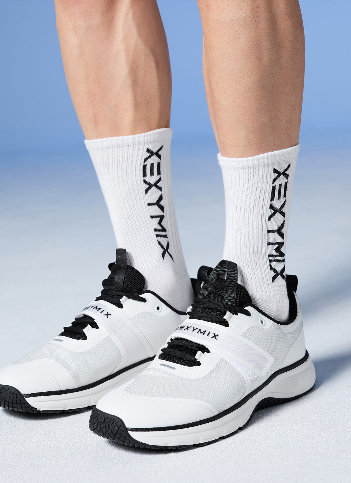 [Go Youn-Jung's Outfit] Lettering Logo Crew Socks