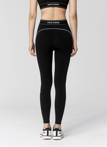 242424_Black