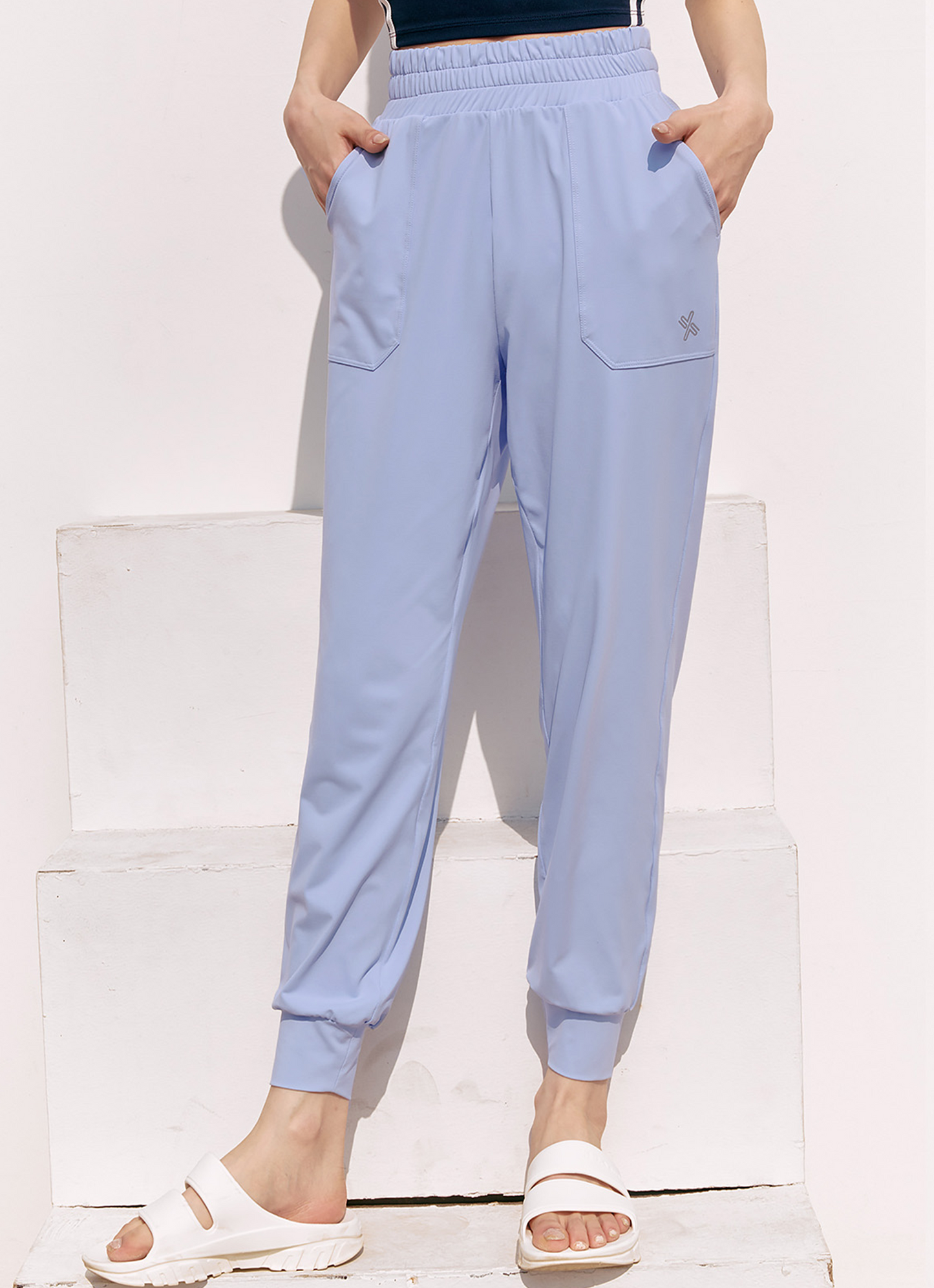 Medium Feather In-Band Jogger Pants