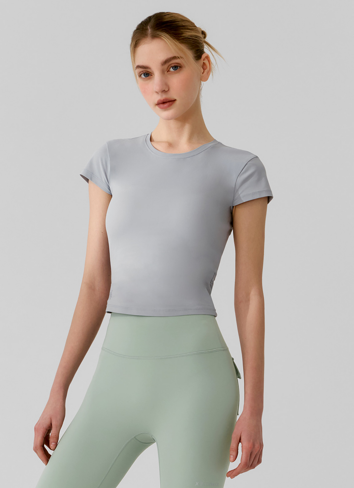 Light Tricot Short Sleeve