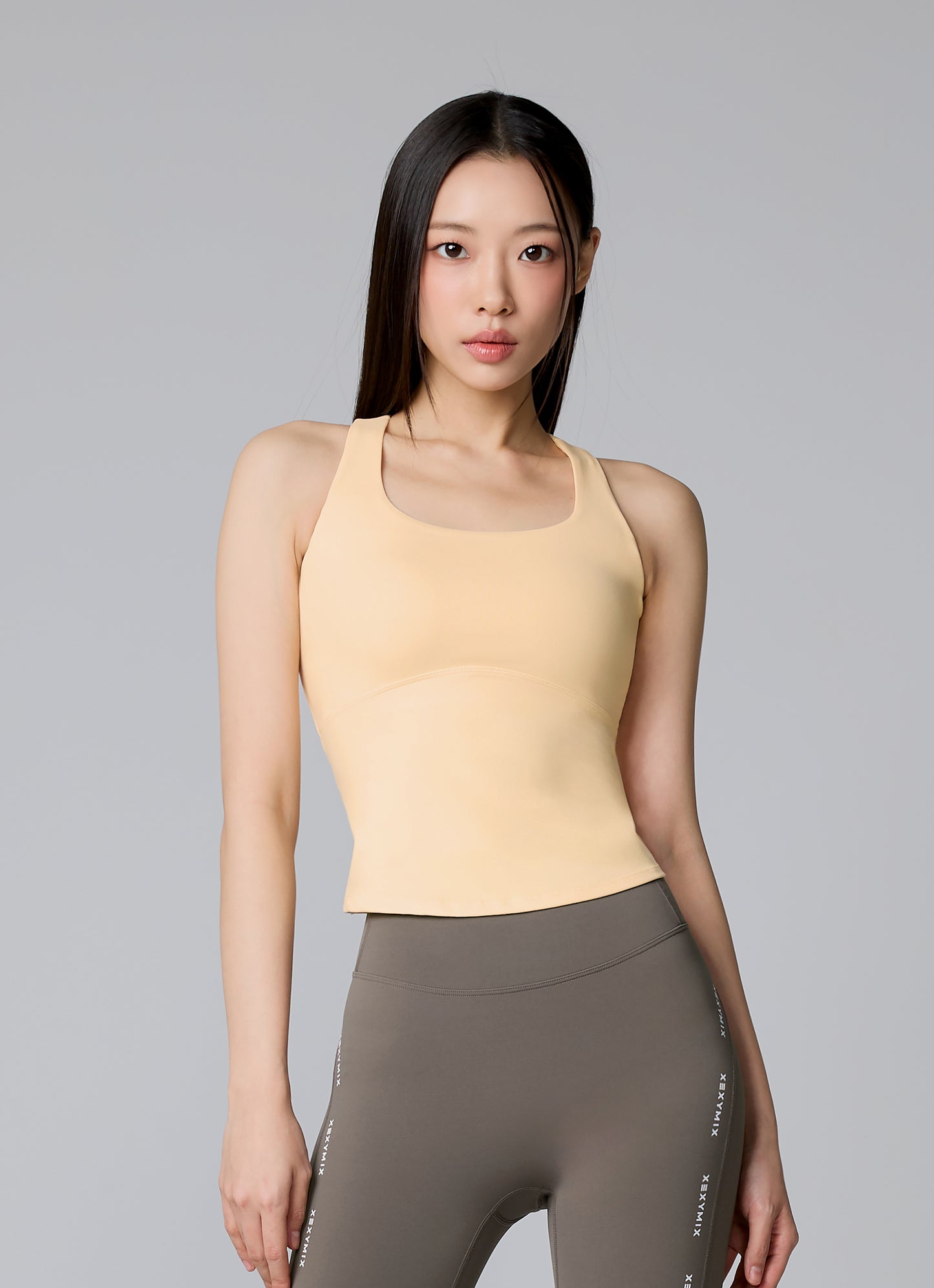 Back Slit Round Top