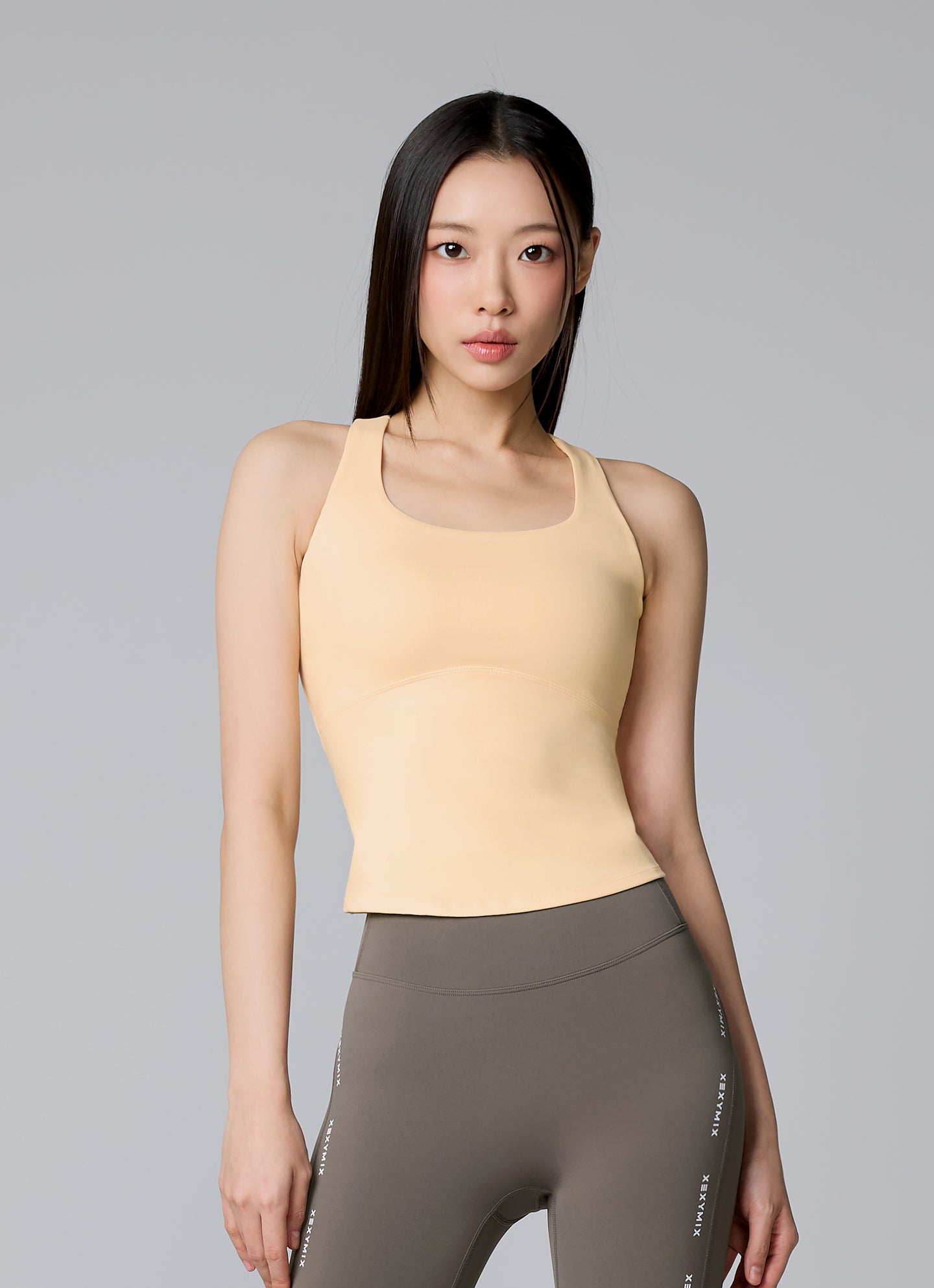 Back Slit Round Top