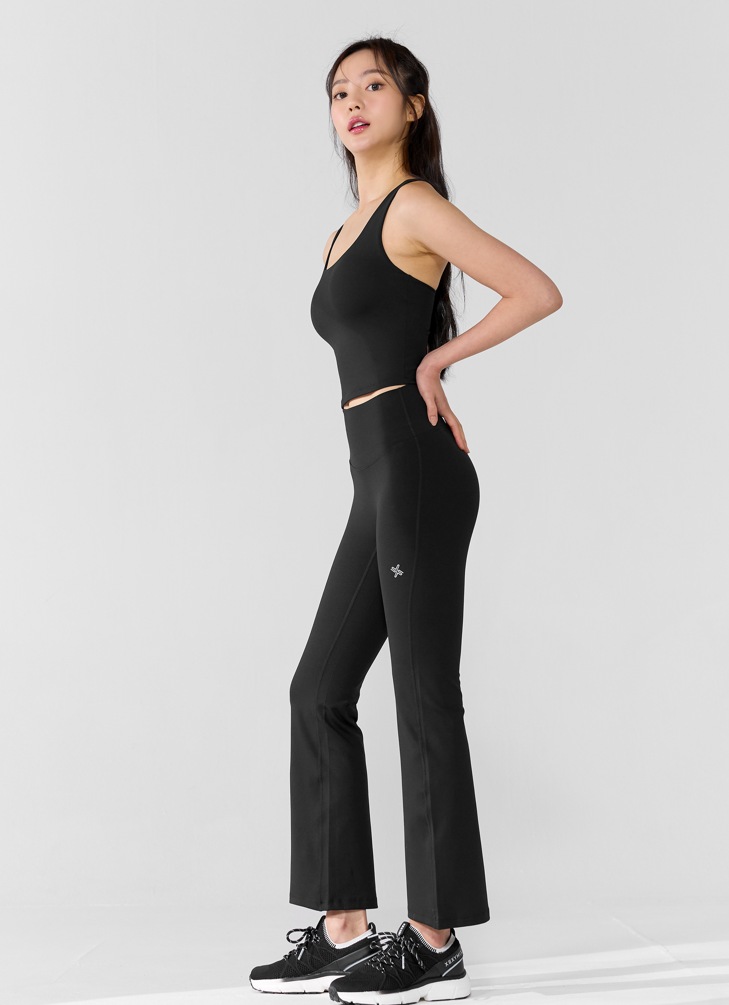 XELLA Intension Bootscut Pants 9"
