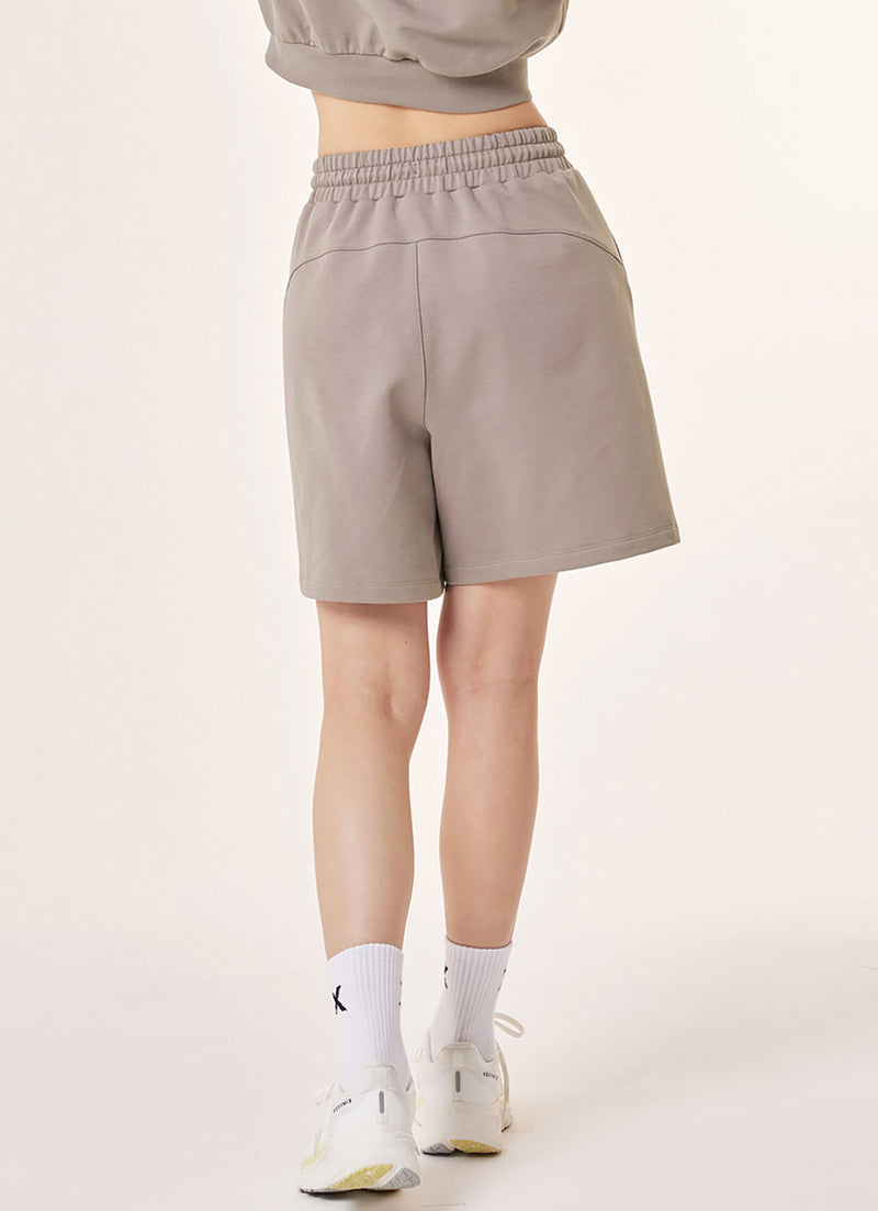 Easy Going Bermuda Shorts in Cocoa Cream